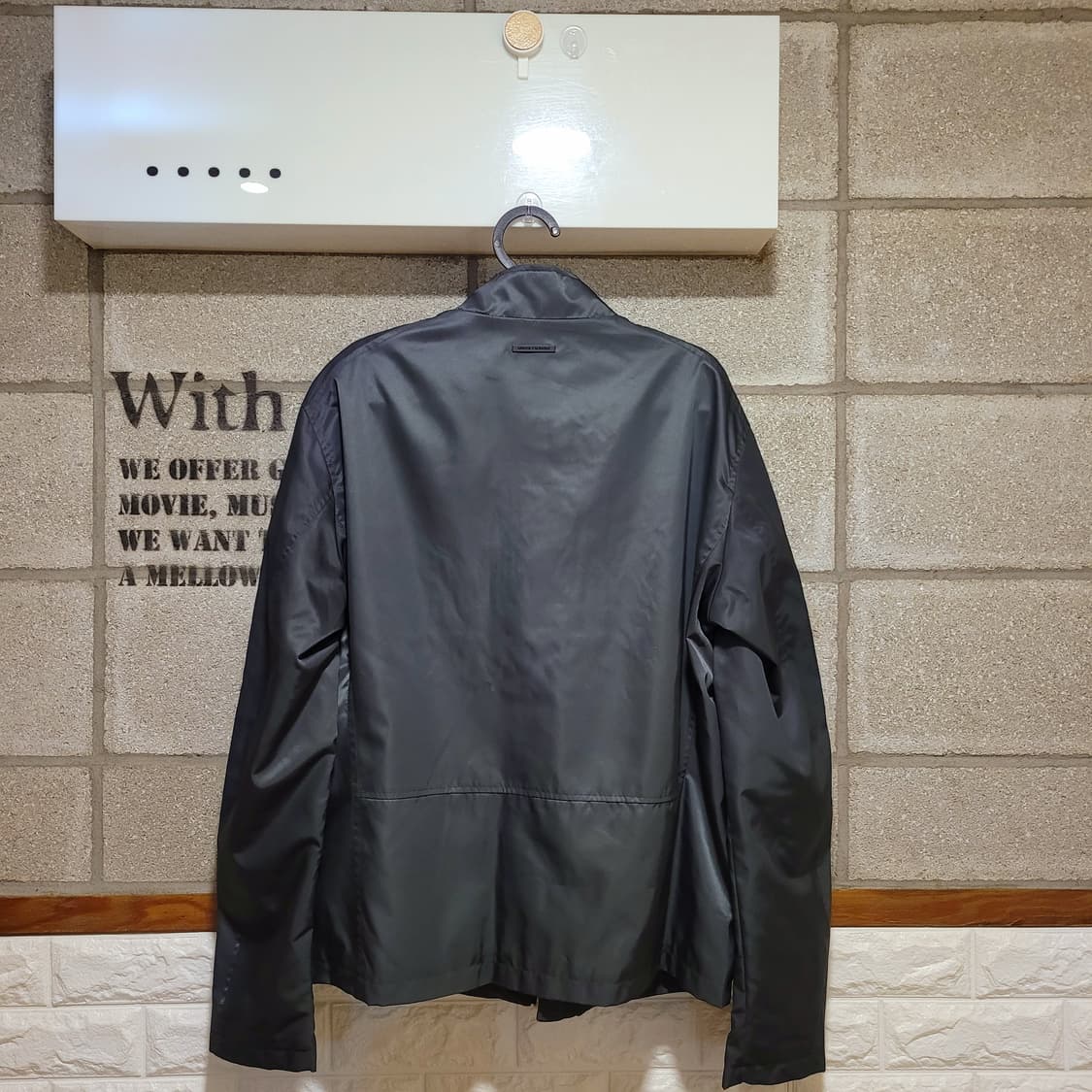 아르마니 익스체인지 유틸 바람막이 M 상품이미지2