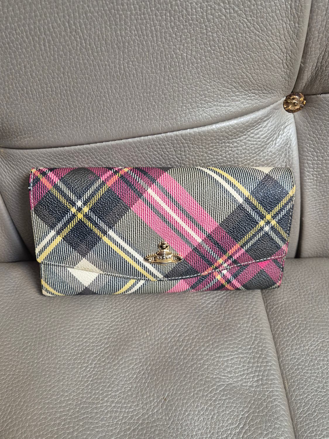 비비안웨스트우드 장지갑 상품이미지1