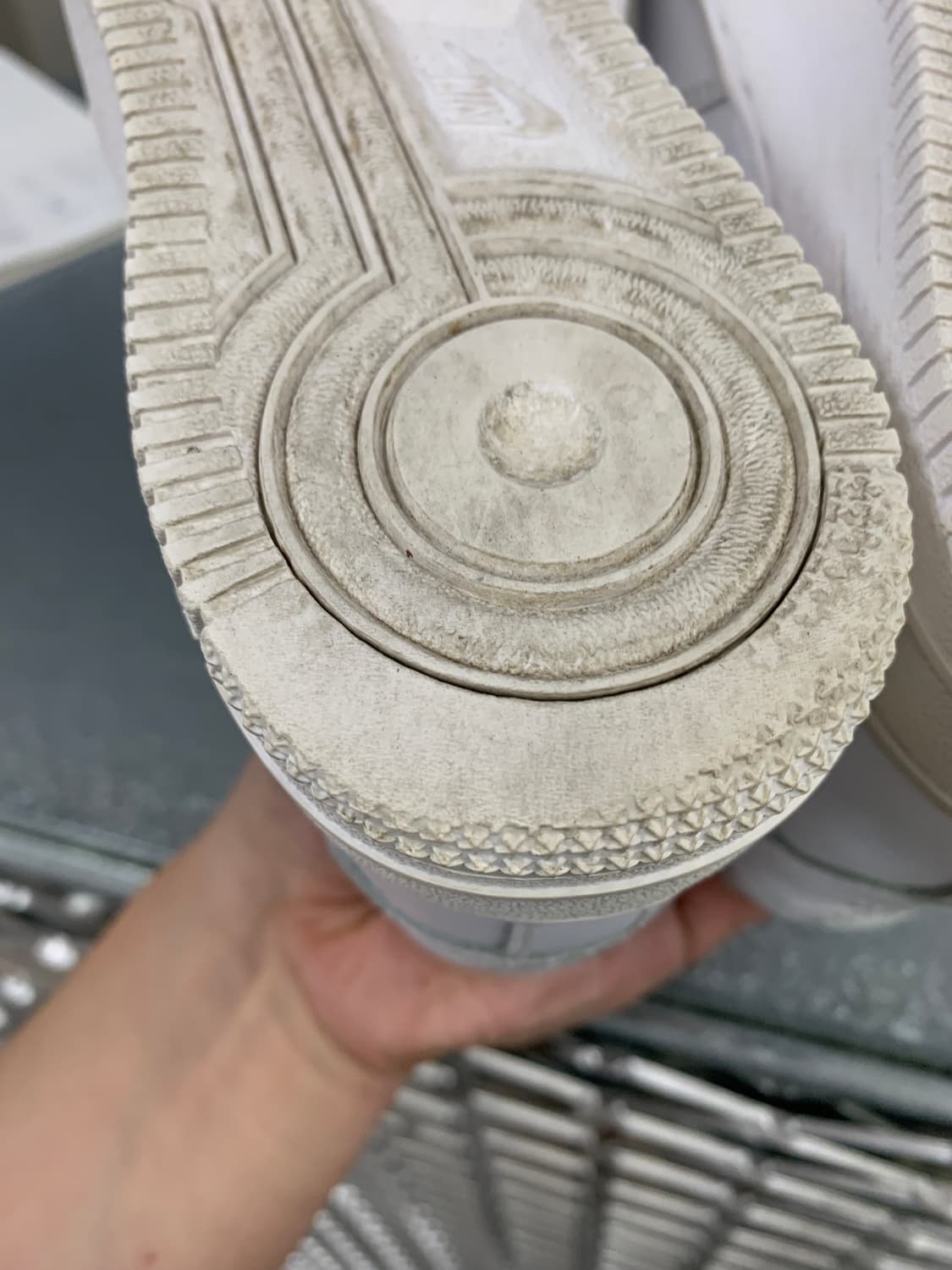 나이키 에어포스 1 로우 화이트 230 상품이미지4