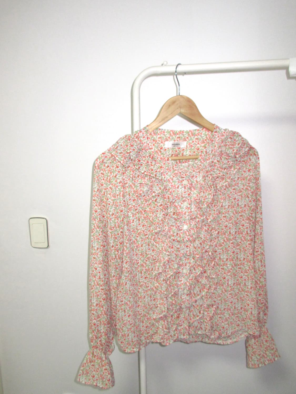 빈티지 플라워 쉬폰 러플 블라우스 상품이미지1