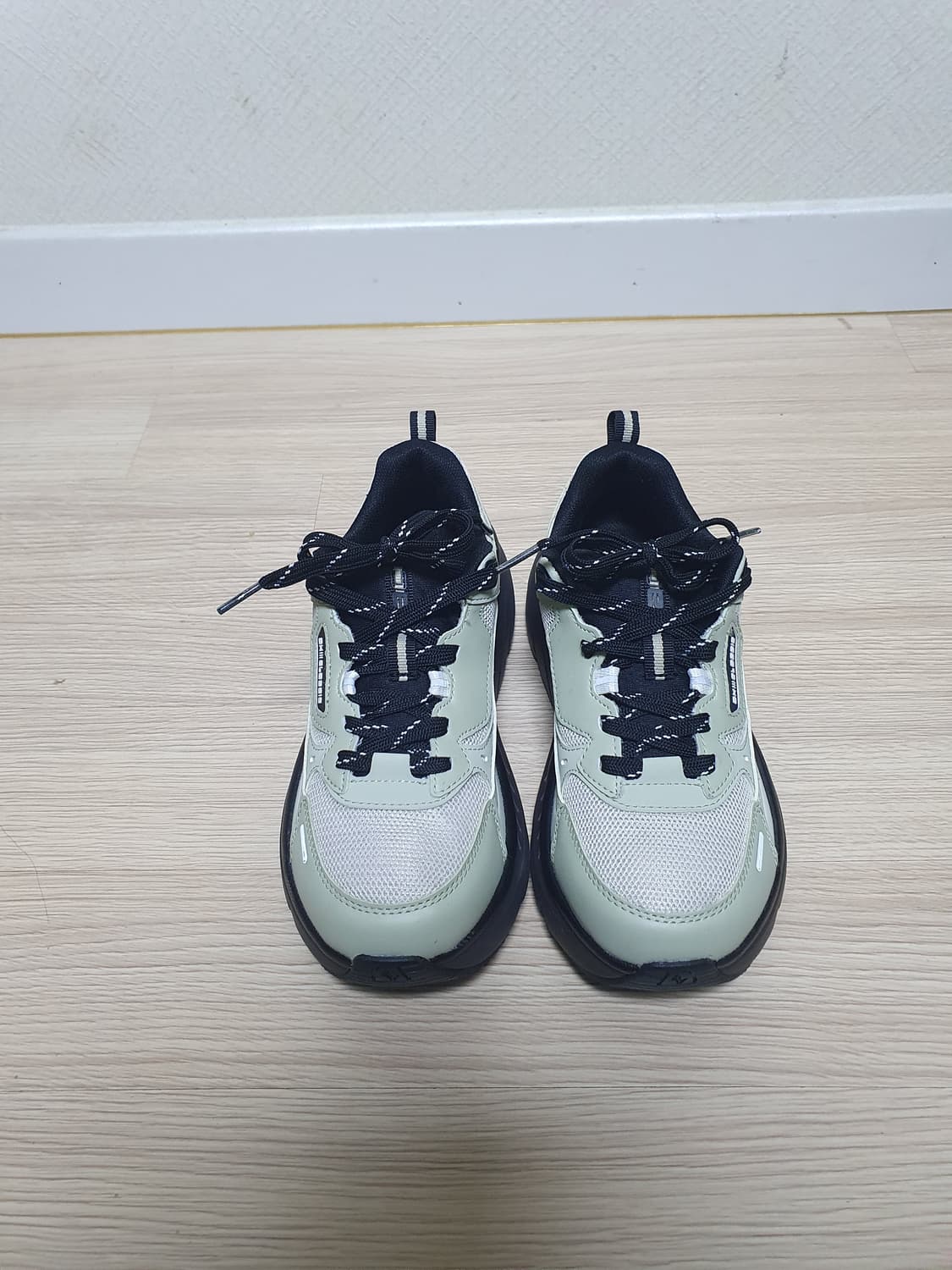 아키클래식 범퍼트레이너 운동화 240 상품이미지3