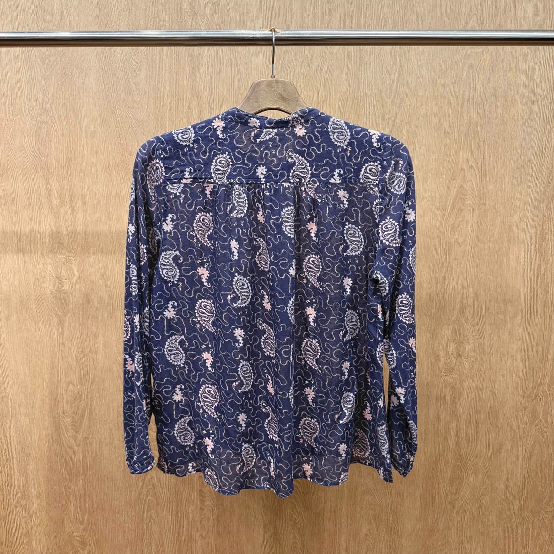 이자벨마랑 에뚜왈 블라우스 페이즐리 패턴 버튼 디테일 네이비 상품이미지3