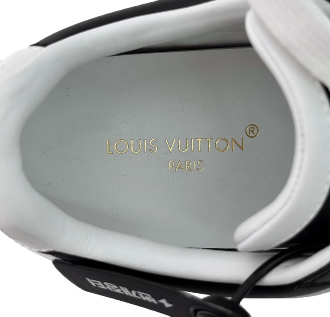 36] LV 루이비통 여성 모노그램 타임아웃 로우탑 스니커즈 화이트 블랙 상품이미지9