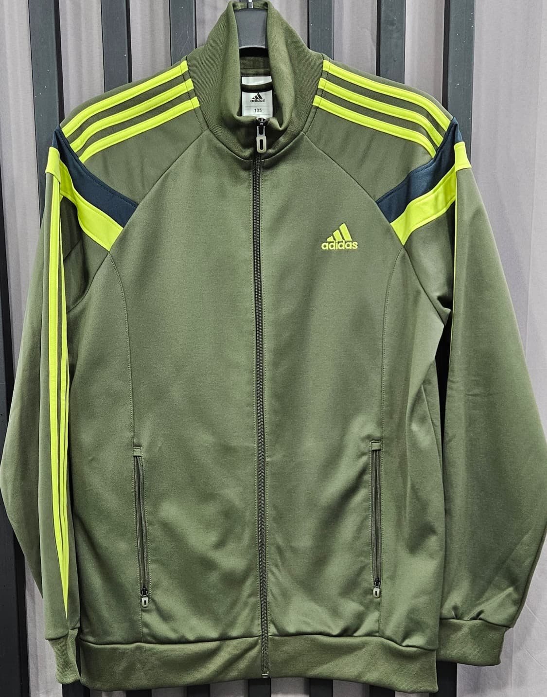 아디다스 클라이마라이트 트랙탑 105 상품이미지1