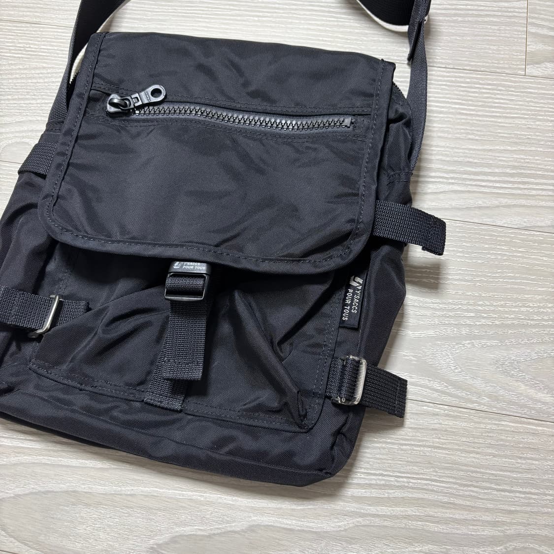 요지야마모토 크로스백 상품이미지2