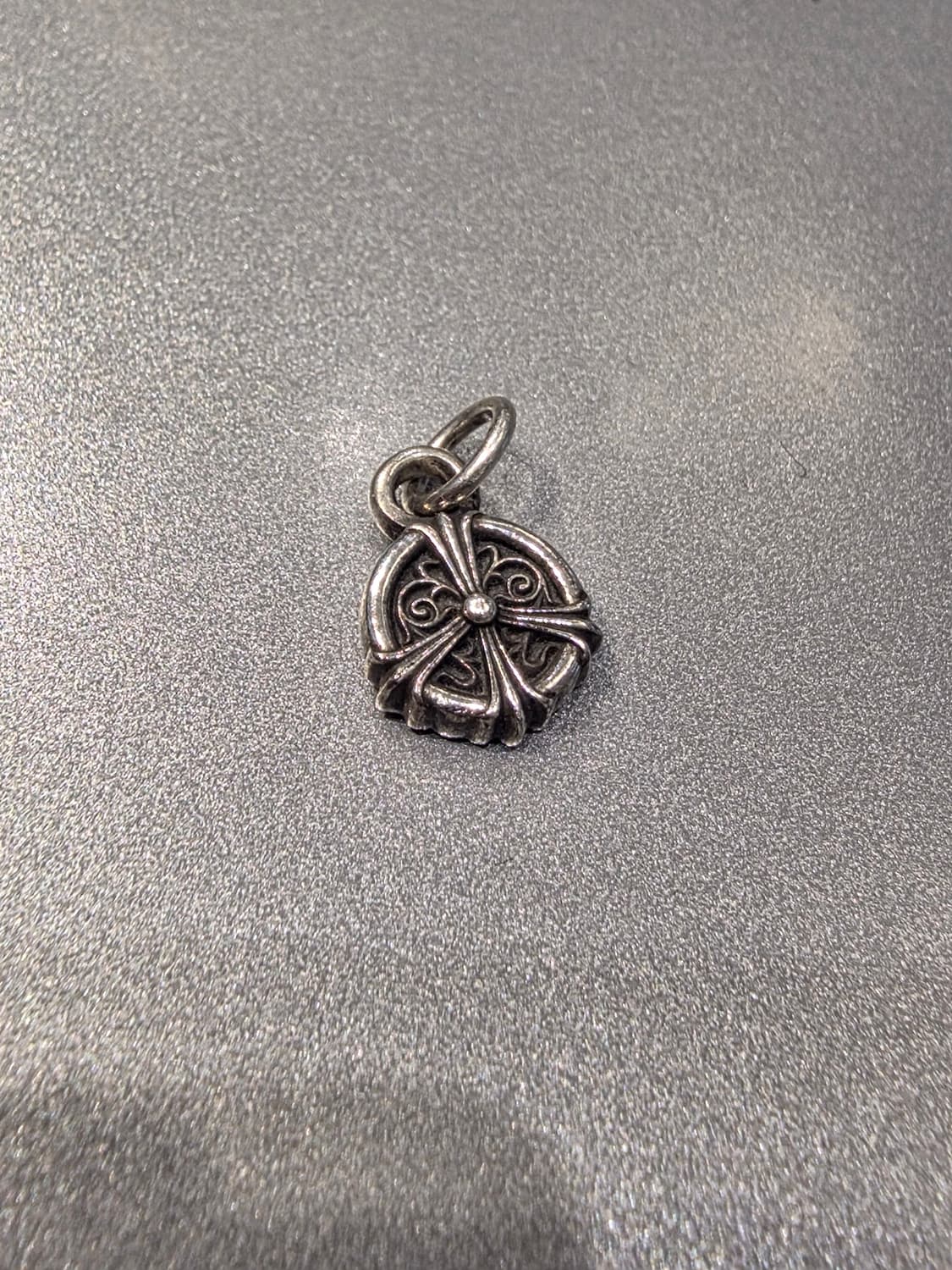 [OS] 크롬하츠 피스사인참 인보이스 원본 chromehearts 상품이미지5