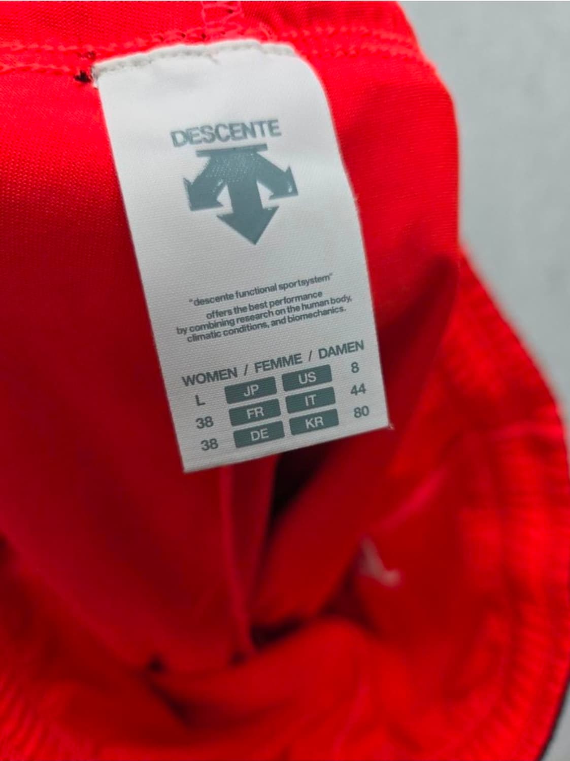 여성 L 데상트 반바지 상품이미지4