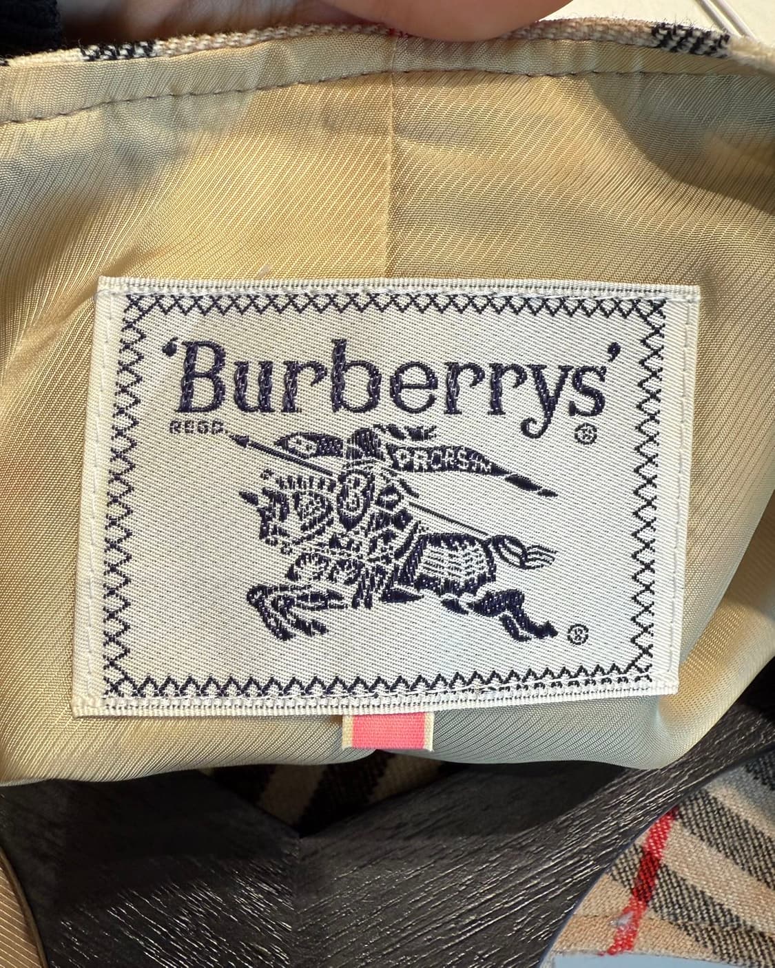 버버리 브라운 노바체크 베스트  상품이미지8