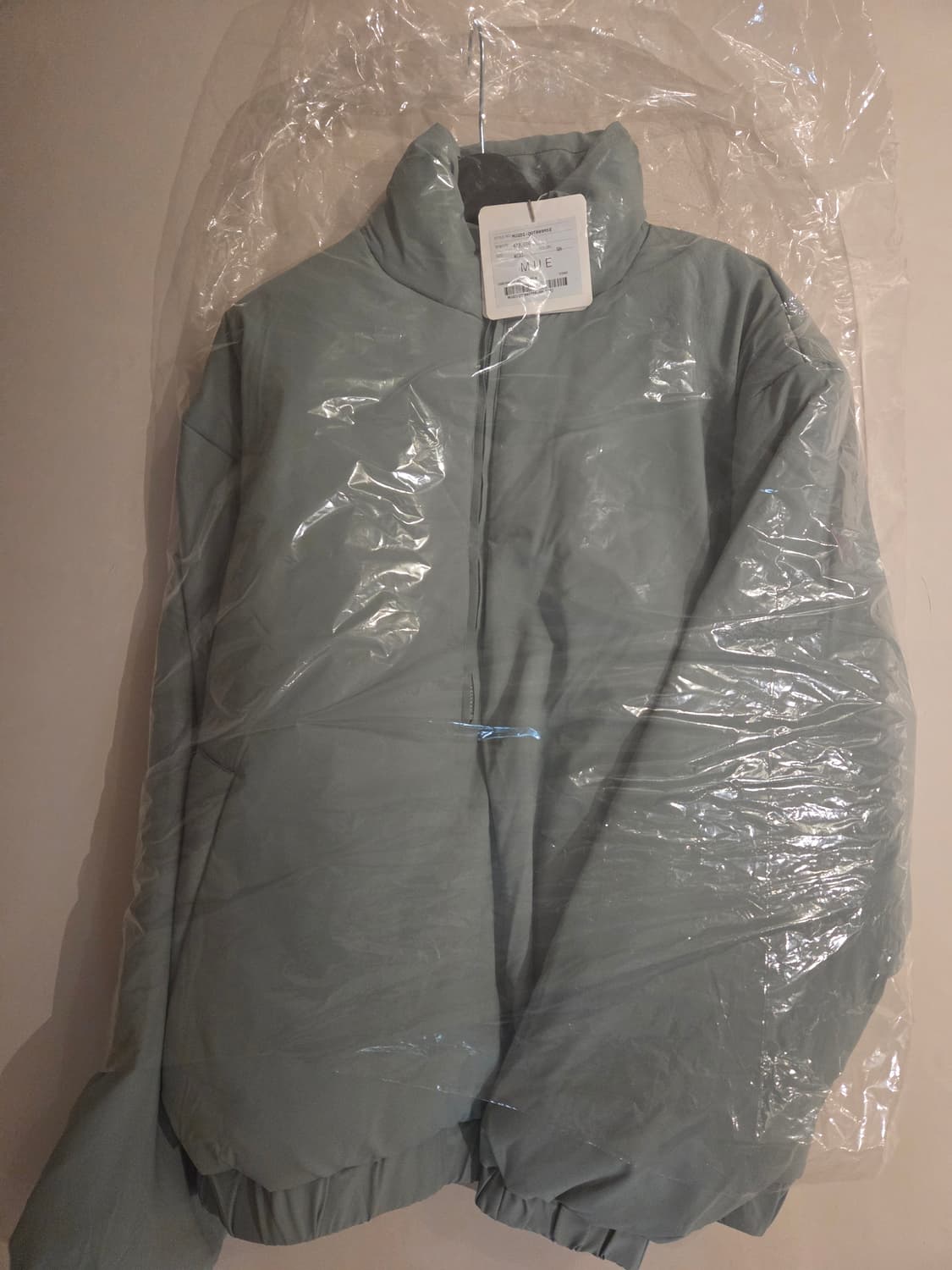 [새상품] 피어오브갓 에센셜 푸퍼 아노락 패딩 상품이미지6