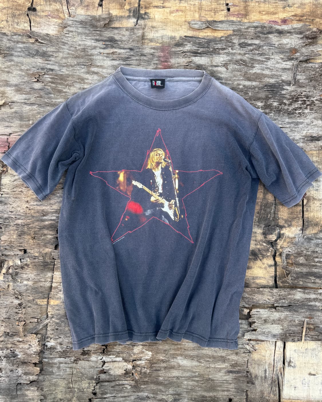 빈티지 커트코베인 1996 페이딩 티셔츠 상품이미지1