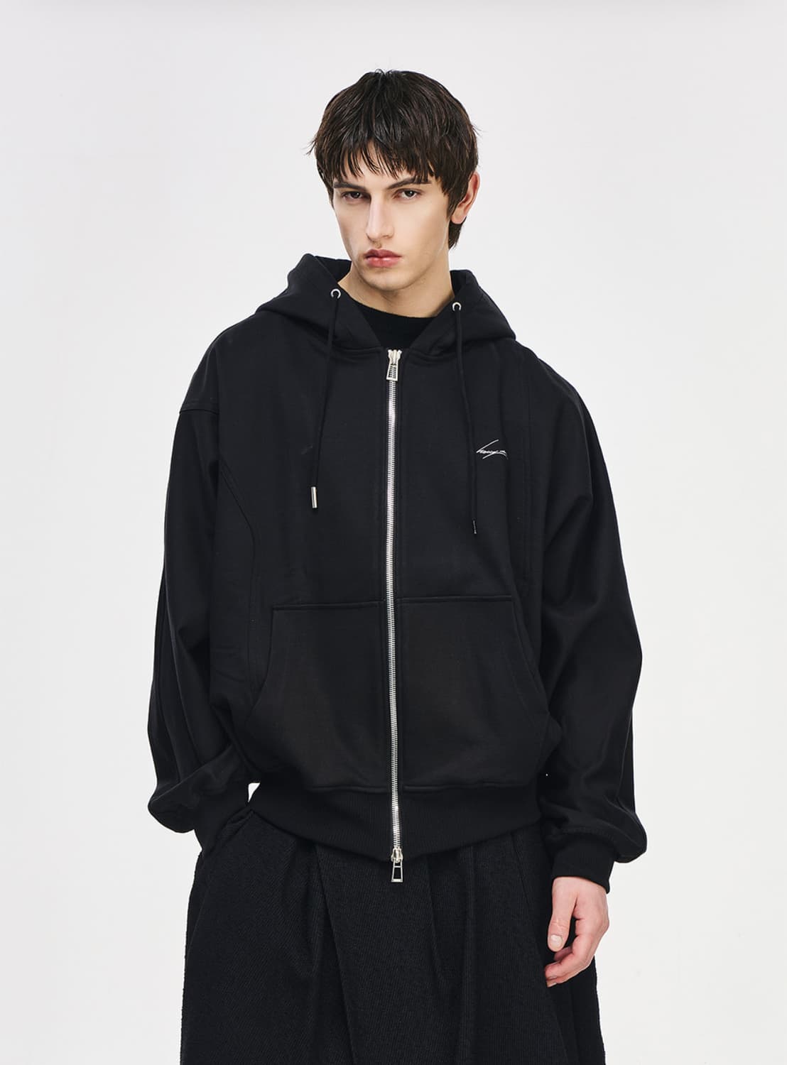 송지오 컬렉션 폴립티크 페인트 집업 블랙 SI2TS717BK 48 상품이미지4