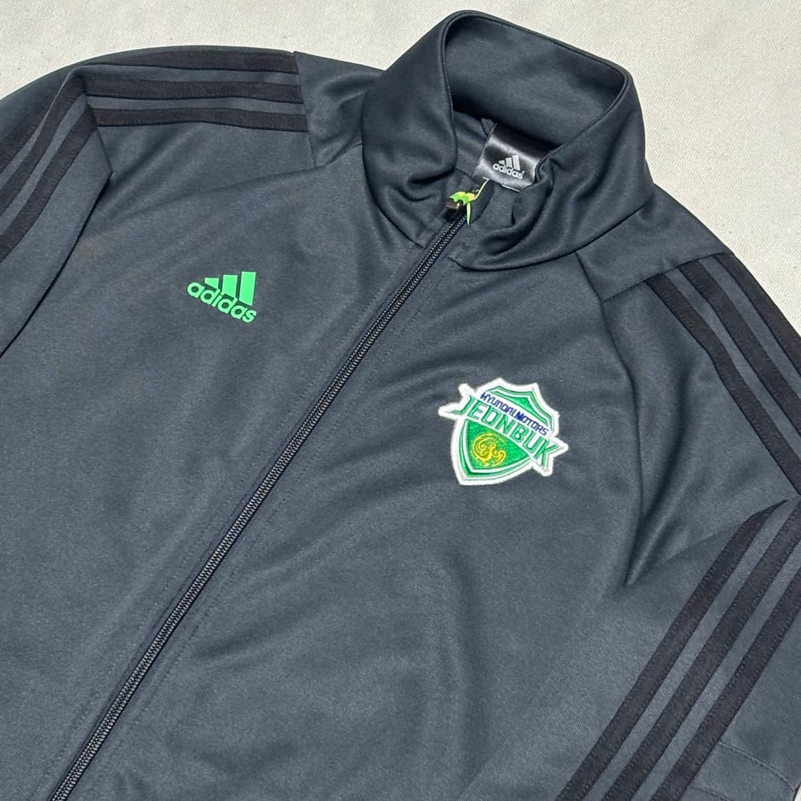 🫶🏻 아디다스 전북 현대 블랙 트랙탑 🫶🏻 상품이미지2