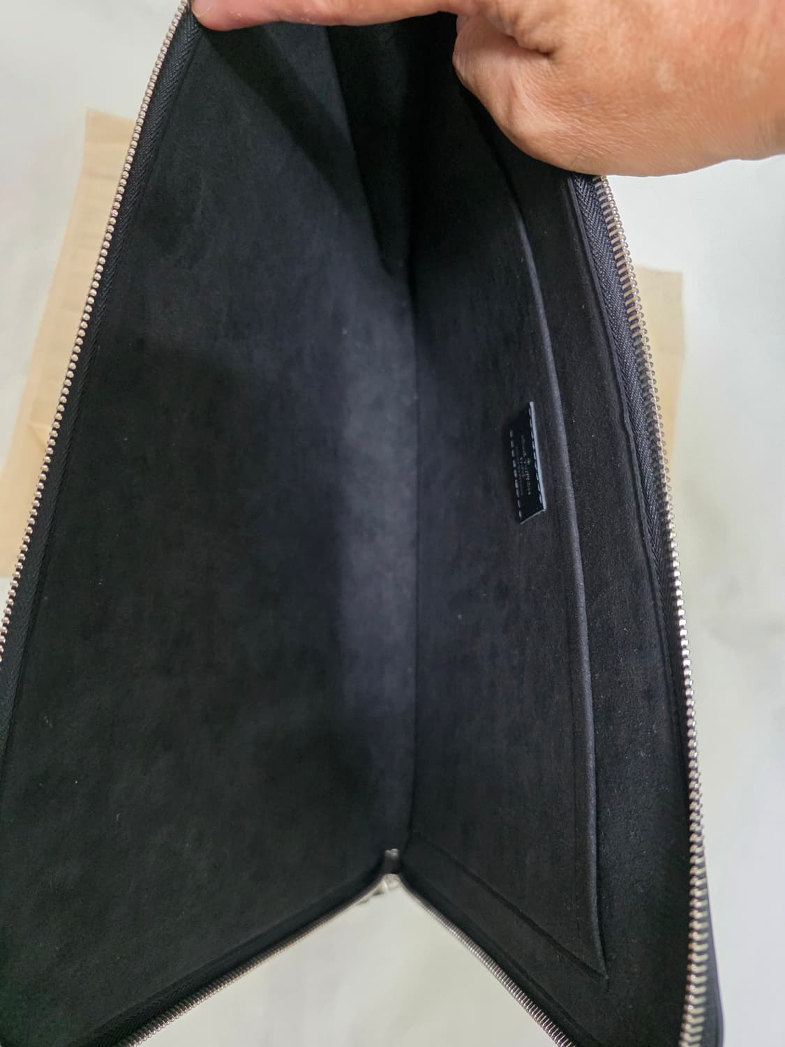 루이비통 클러치 가방 정품 상품이미지4