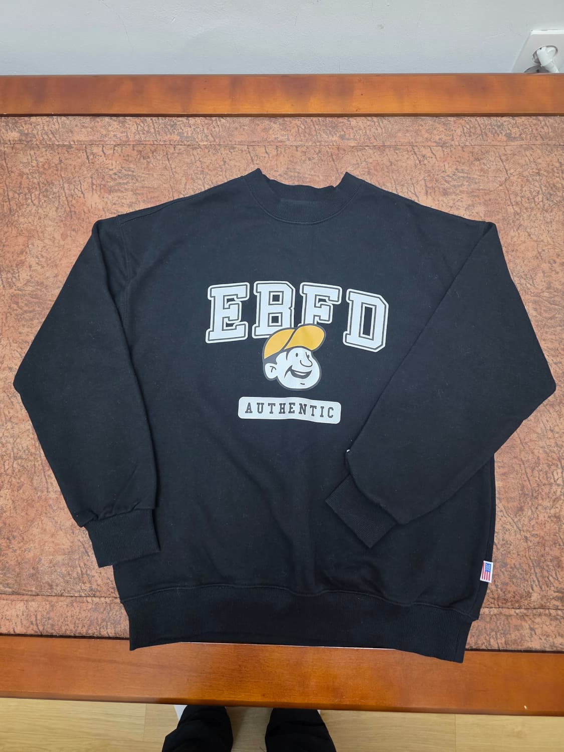 이벳필드 베츠 어센틱 맨투맨 블랙 M 상품이미지1