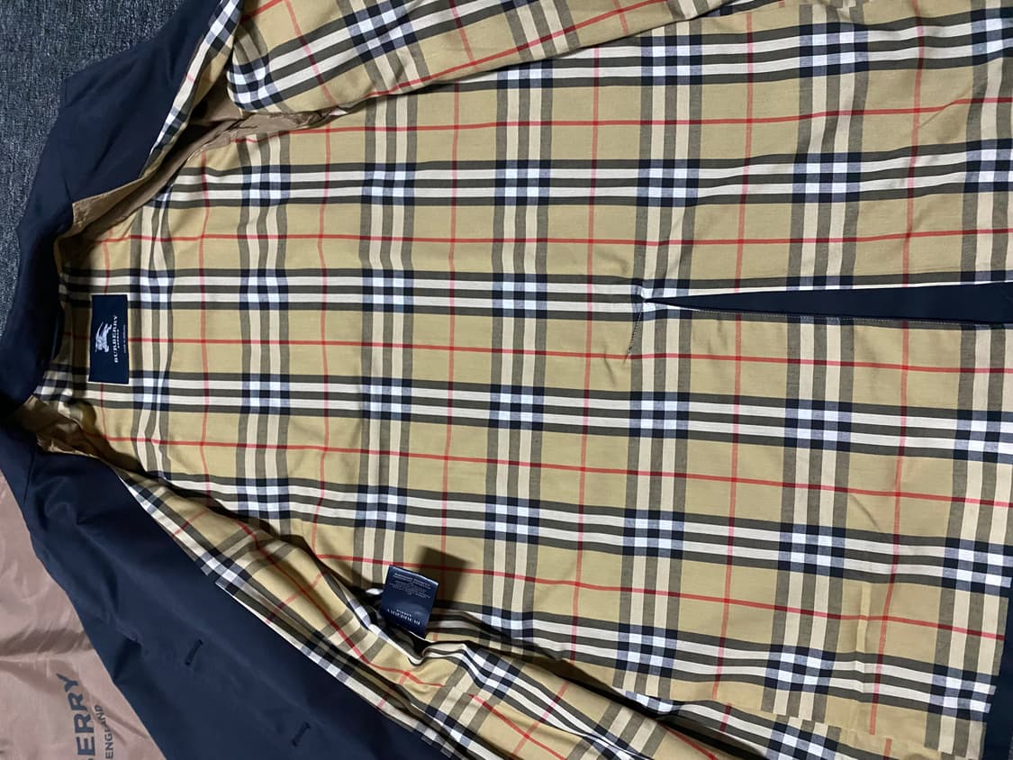 정리중 버버리 시그니처 노바체크 트렌치코트 상품이미지8