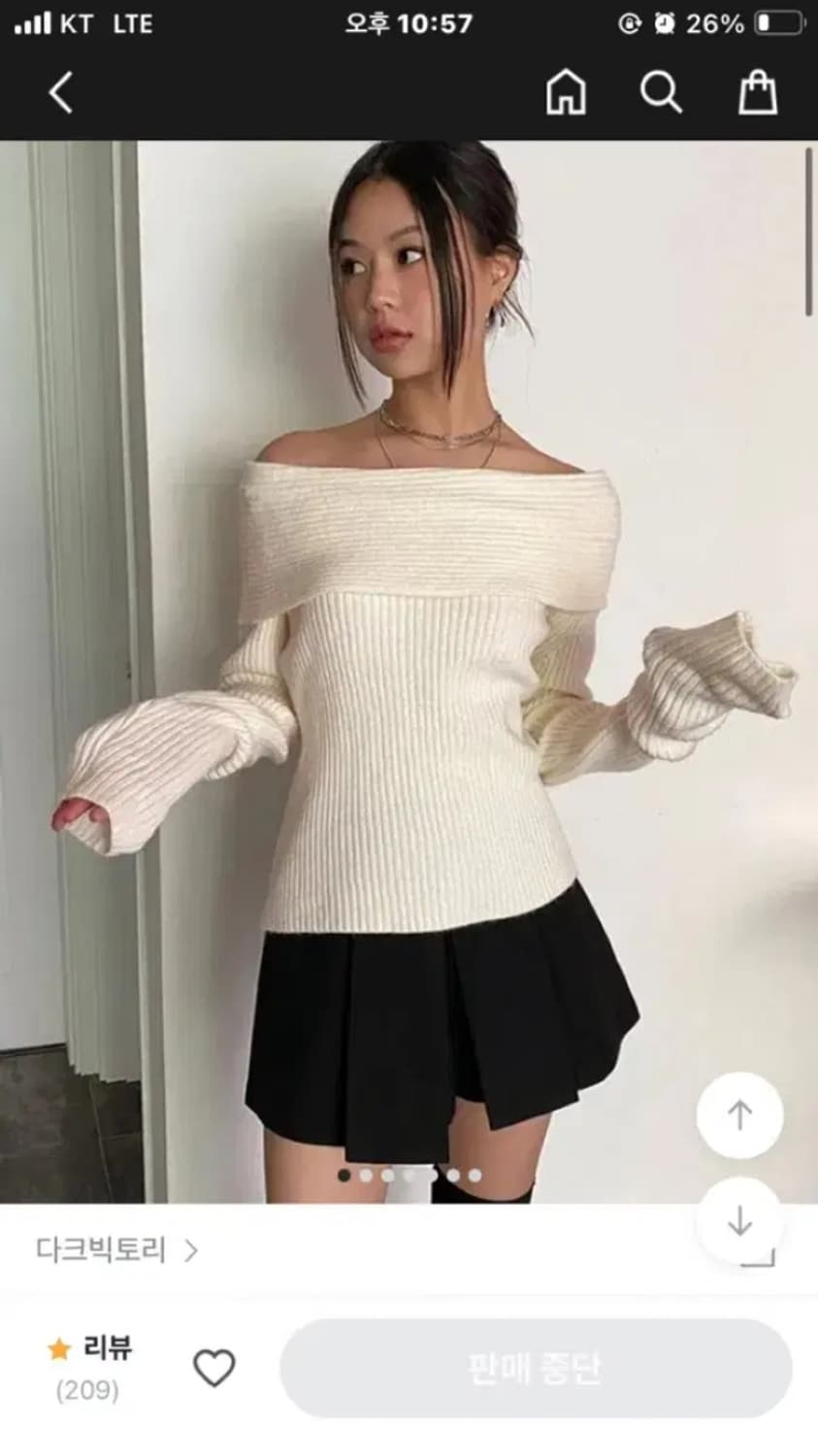 다크빅토리 오프숄더 니트 상품이미지1