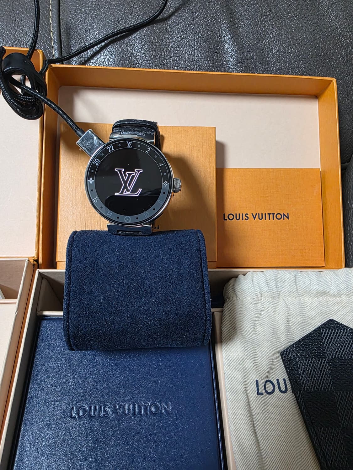 정품 루이비통 Tambour Horizon V2 스마트워치 2개 1세트  상품이미지8