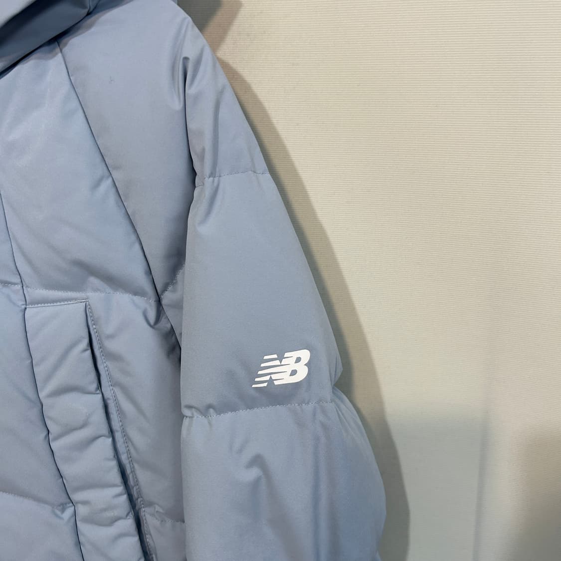 뉴발란스 여성 덕다운 패딩 85 55 라이트 블루 상품이미지2