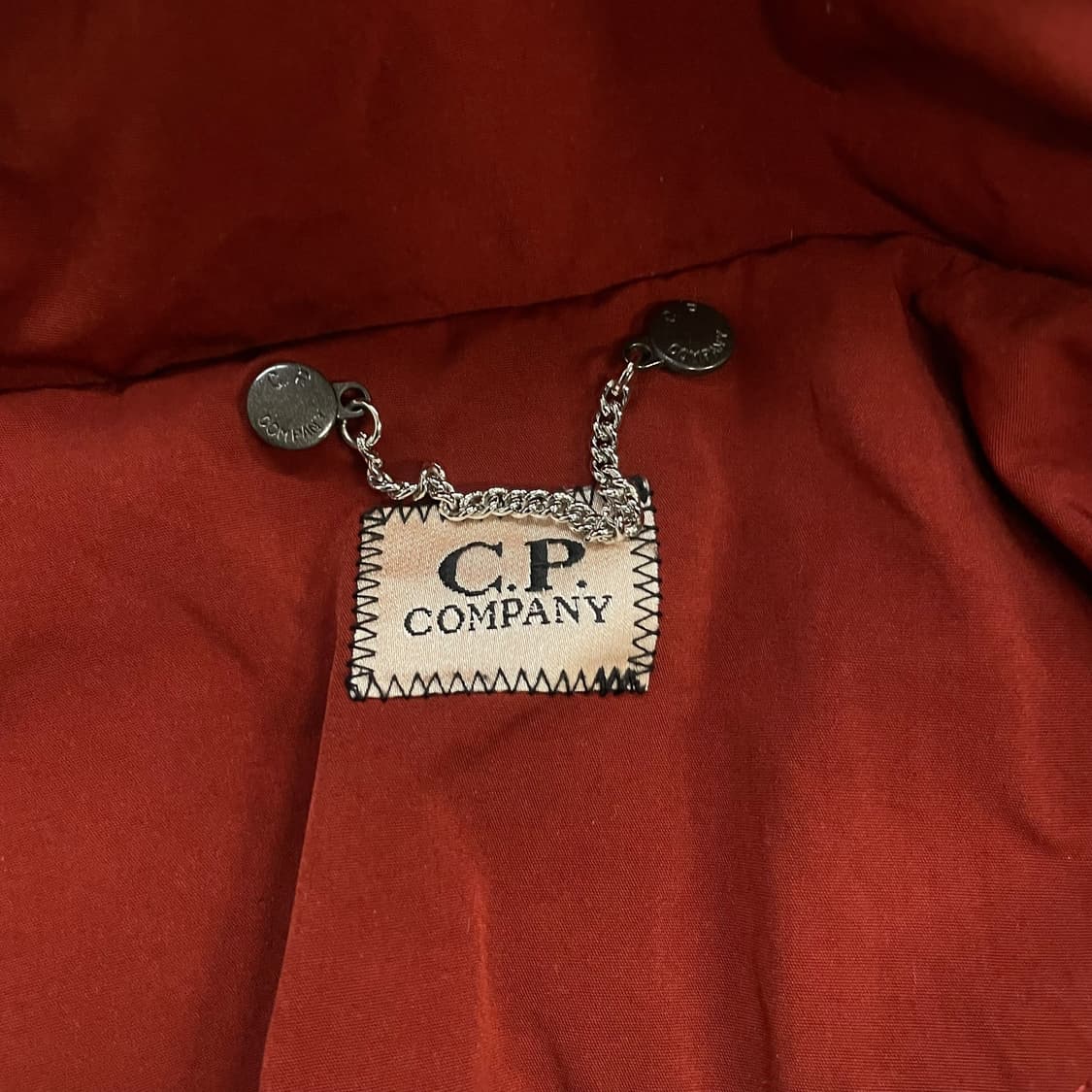 C.P 컴퍼니 고글 다운 패딩 상품이미지4