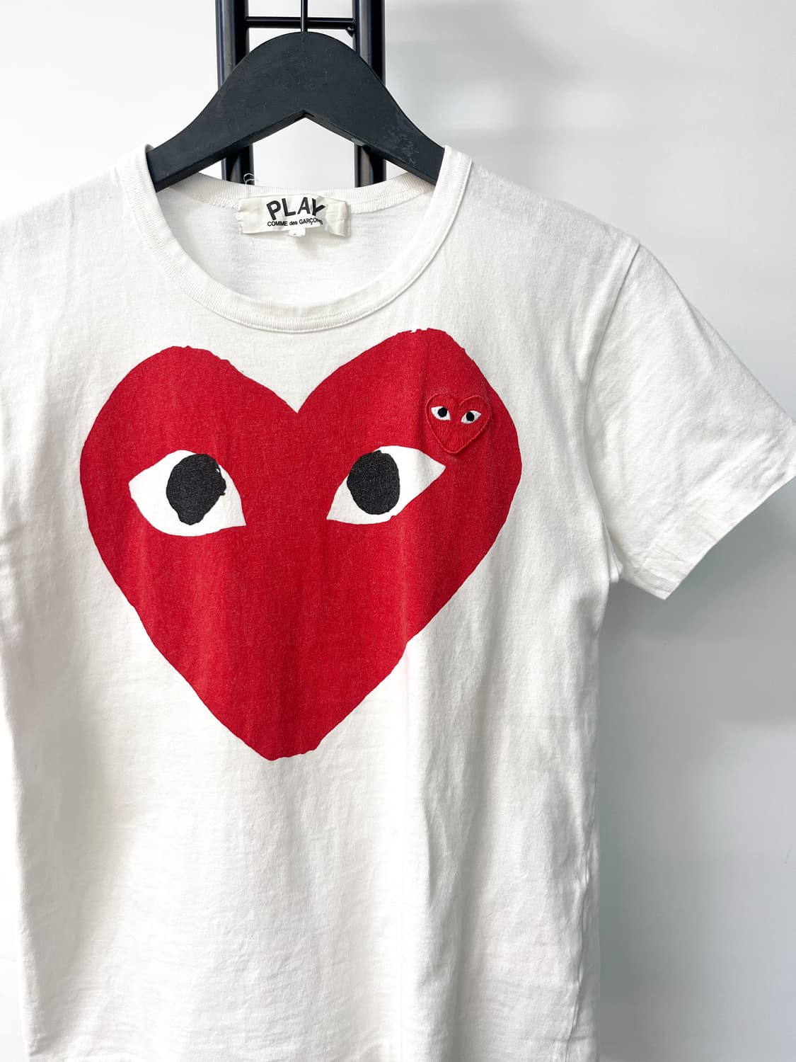 꼼데가르송 더블 하트 로고 티셔츠 상품이미지3