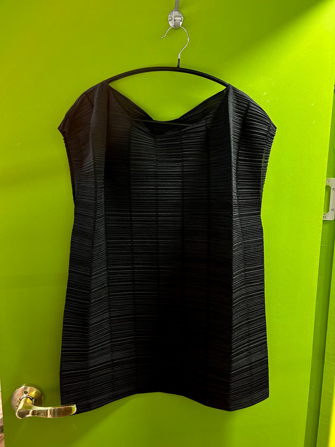 이세이미야케 플리츠플리즈  블랙 상의(4사이즈) 상품이미지3