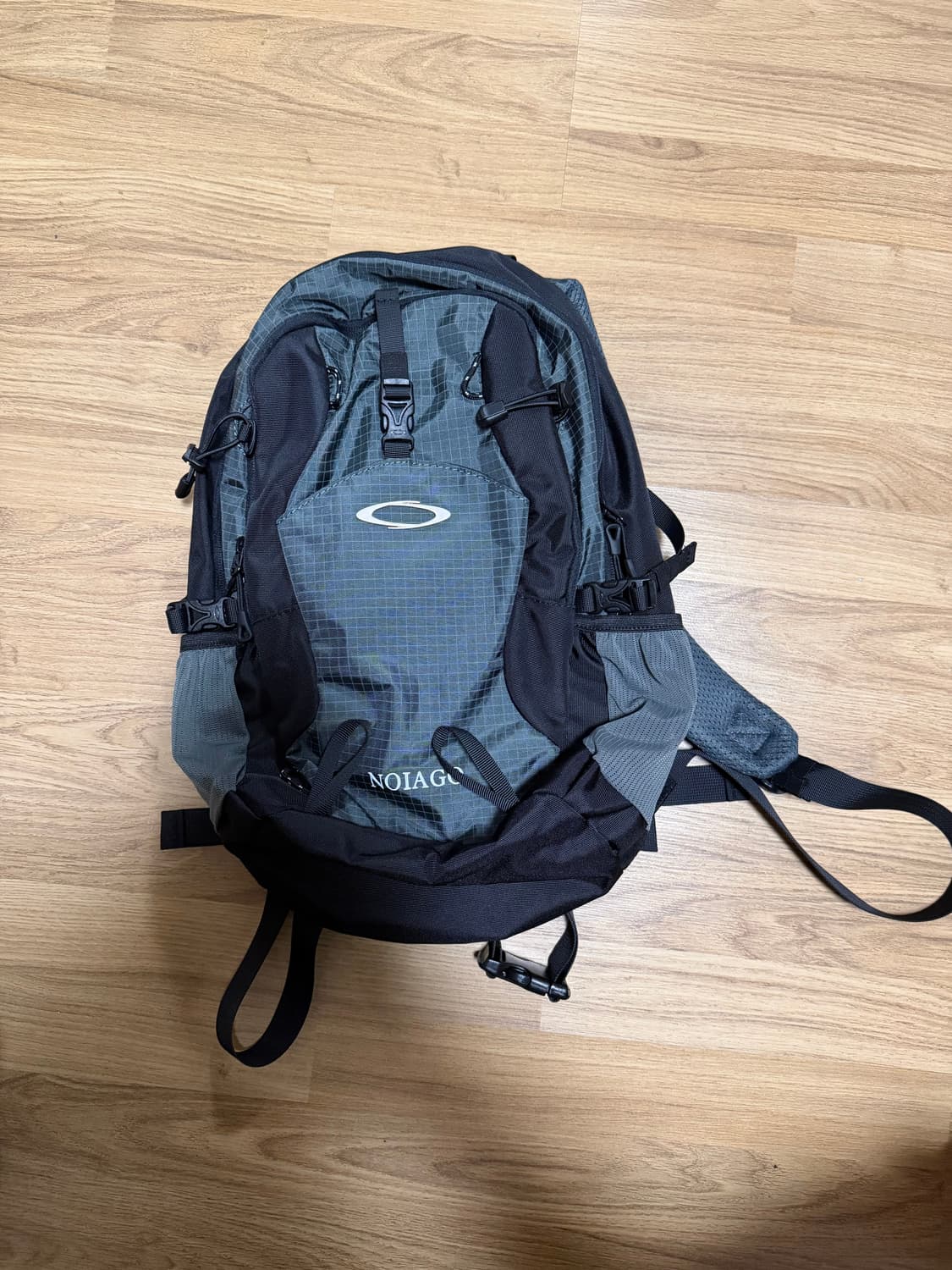 노이아고 나일론 데일리 백팩 (새상품) 상품이미지1