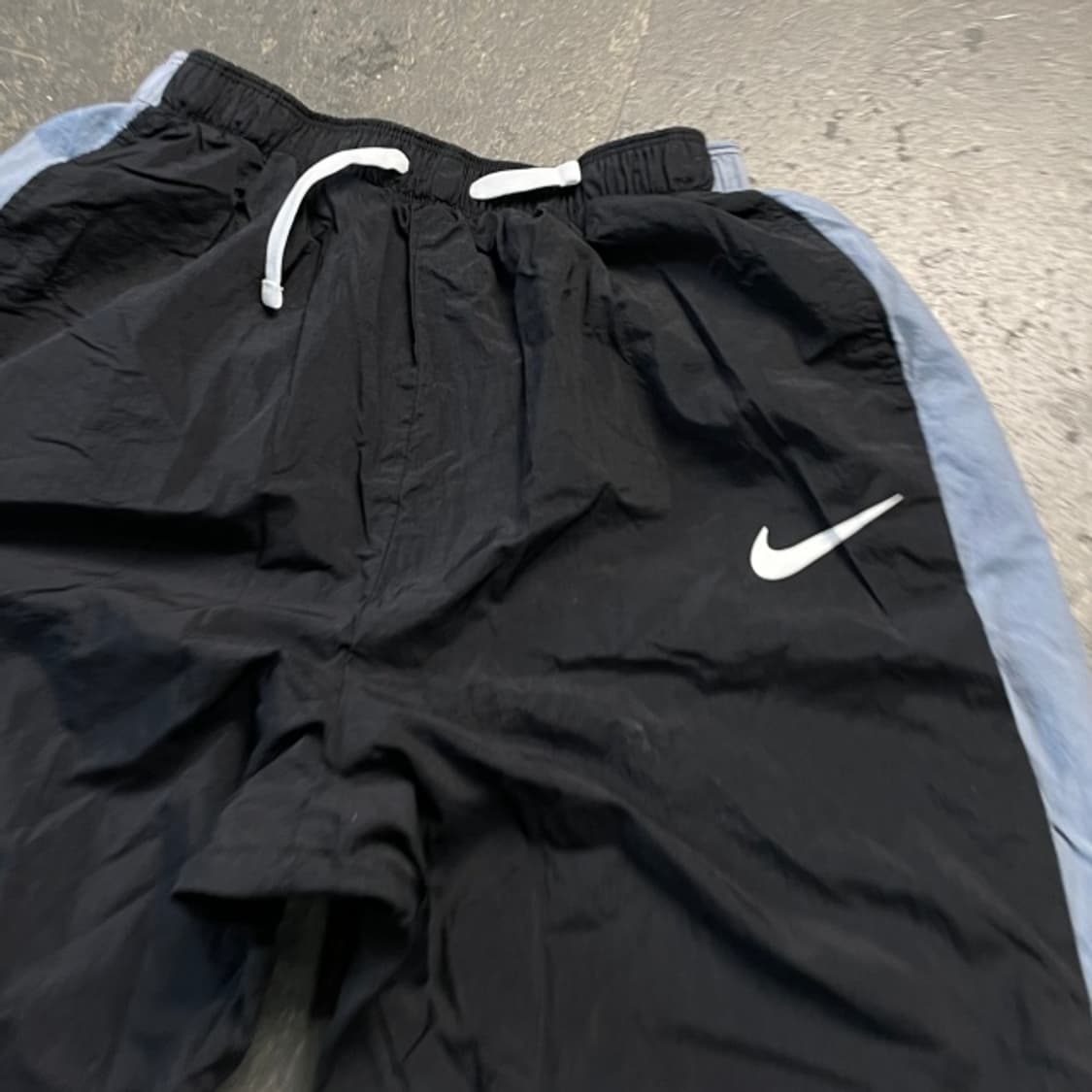 100 나이키 나일론 팬츠 상품이미지2