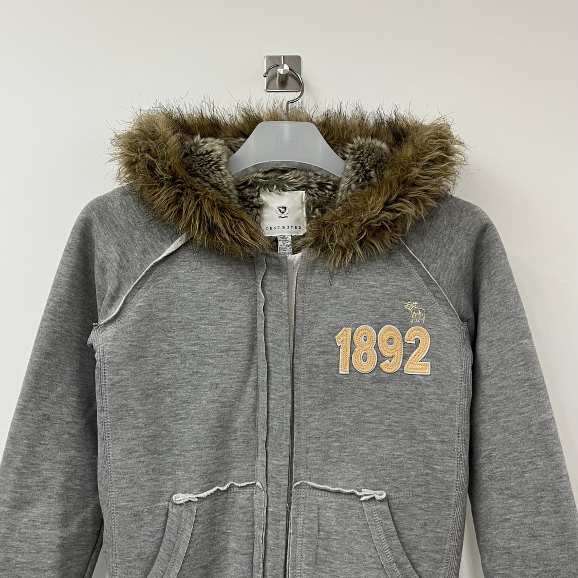 아베크롬비 디스트로이드 울프죠 자수로고 그레이 후드집업 상품이미지4