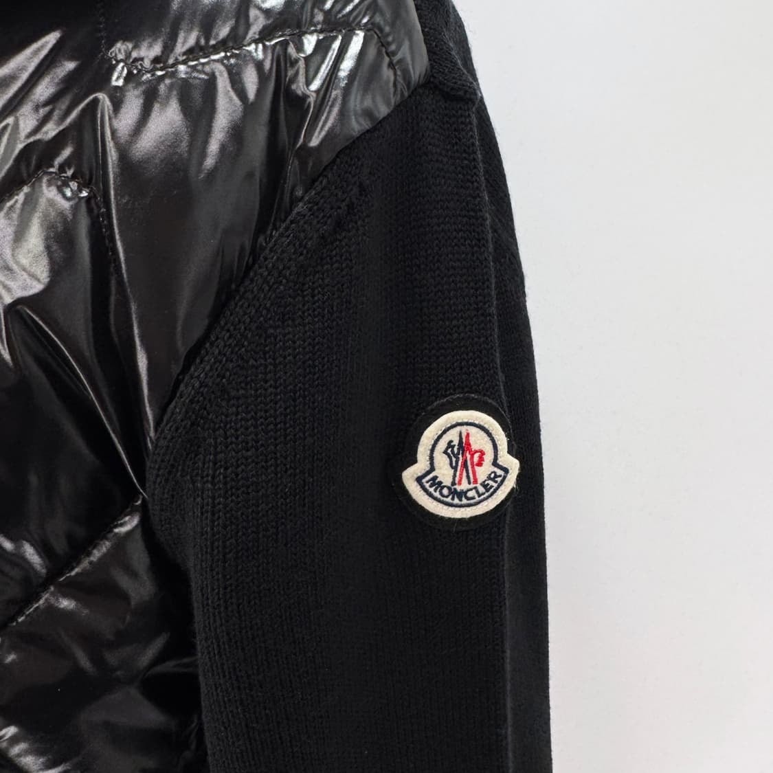 [L사이즈] 몽클레어 울 니트 후드 패딩 자켓 블랙 상품이미지8
