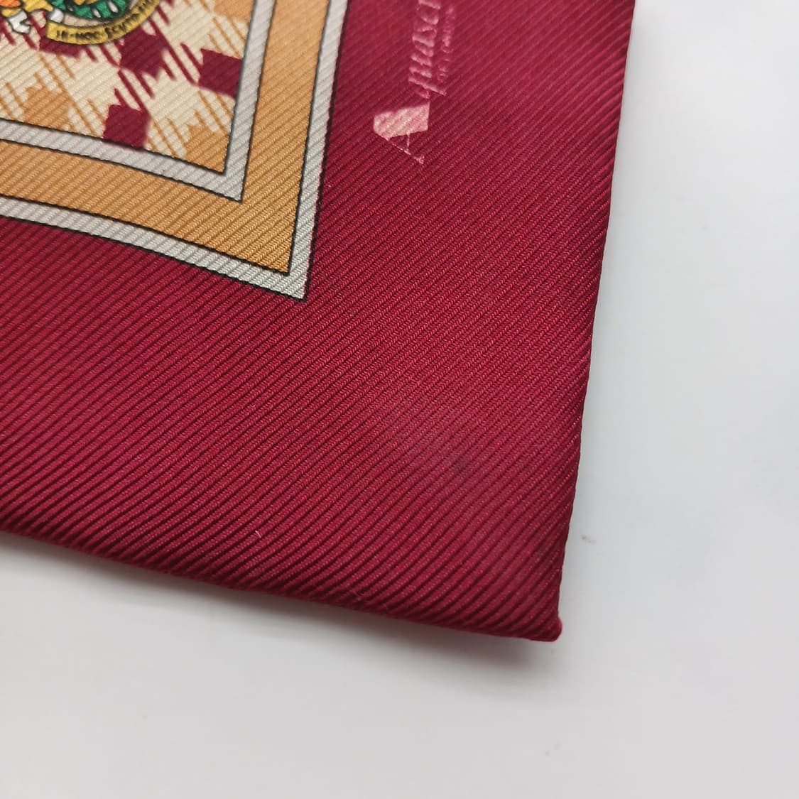 아쿠아스큐텀 실크 버건디 다이아 넥타이 9.8cm A등급  A18777
 상품이미지7