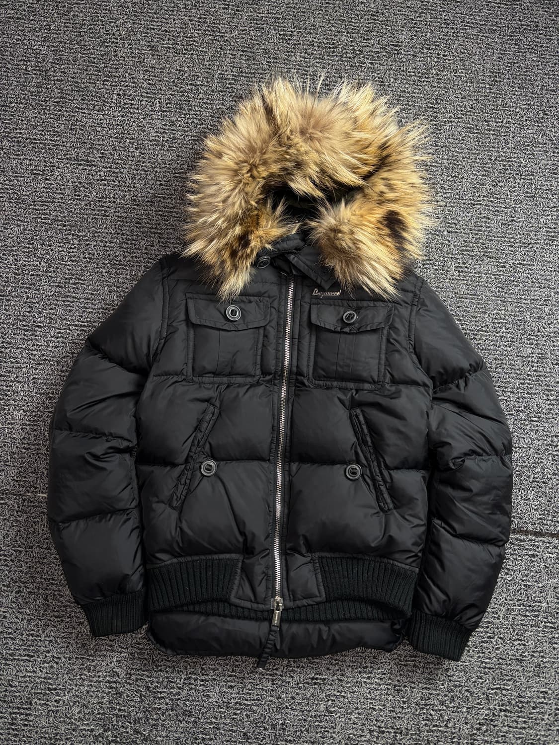 디스퀘어드 y2k 콜마이너 라쿤퍼 다운 숏패딩 2225 상품이미지2