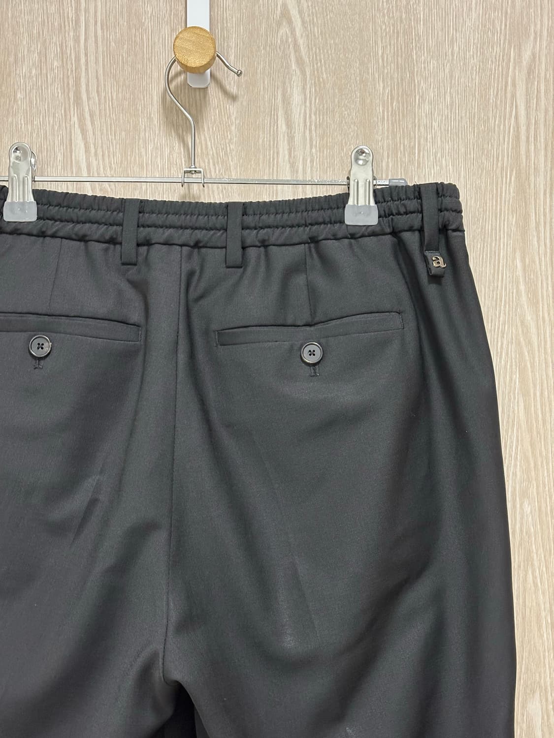 알레그리 울 투턱 밴딩 슬랙스29~31/블랙 상품이미지1