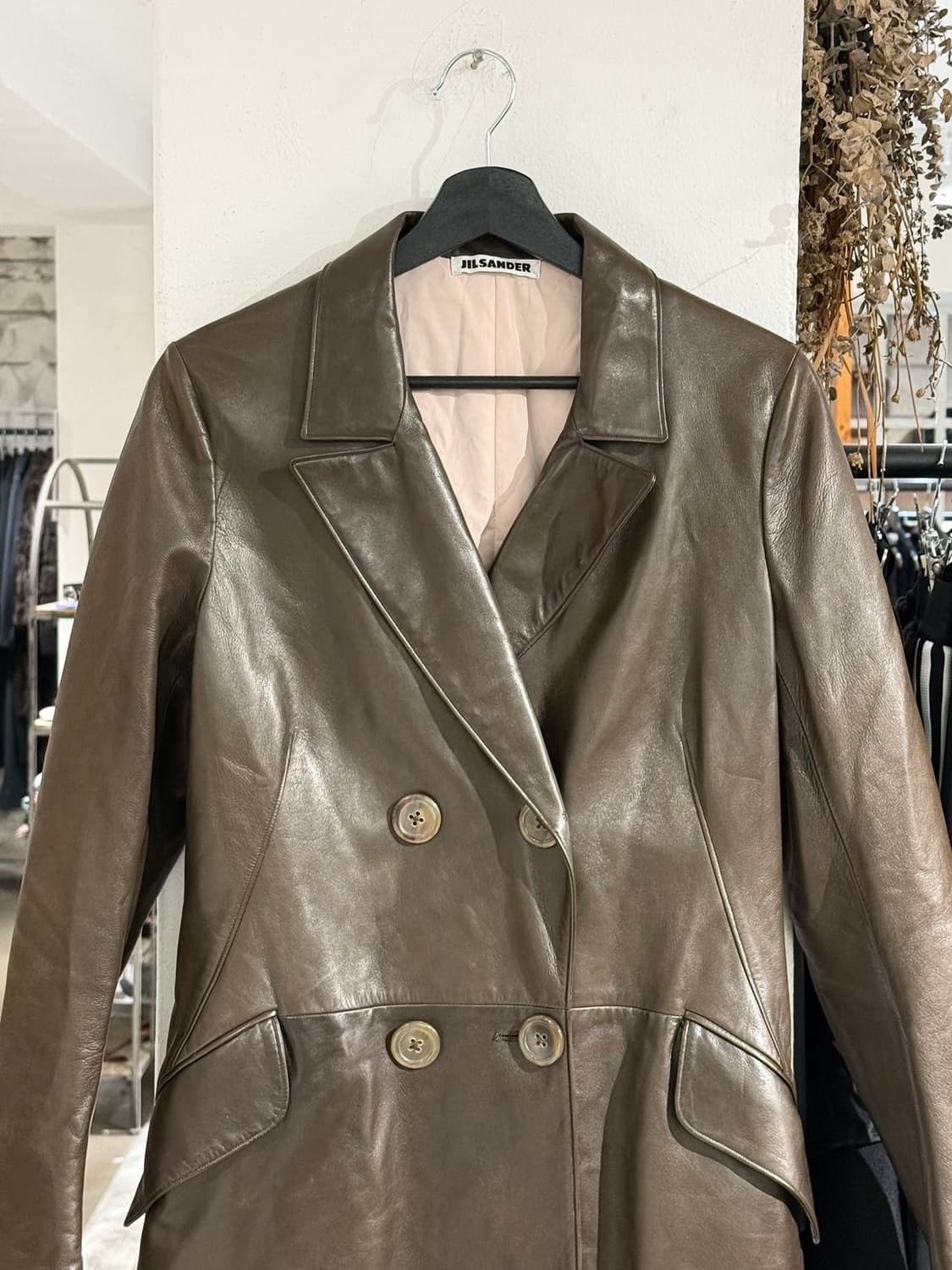 질샌더 브라운 레더 더블 롱 코트 상품이미지2