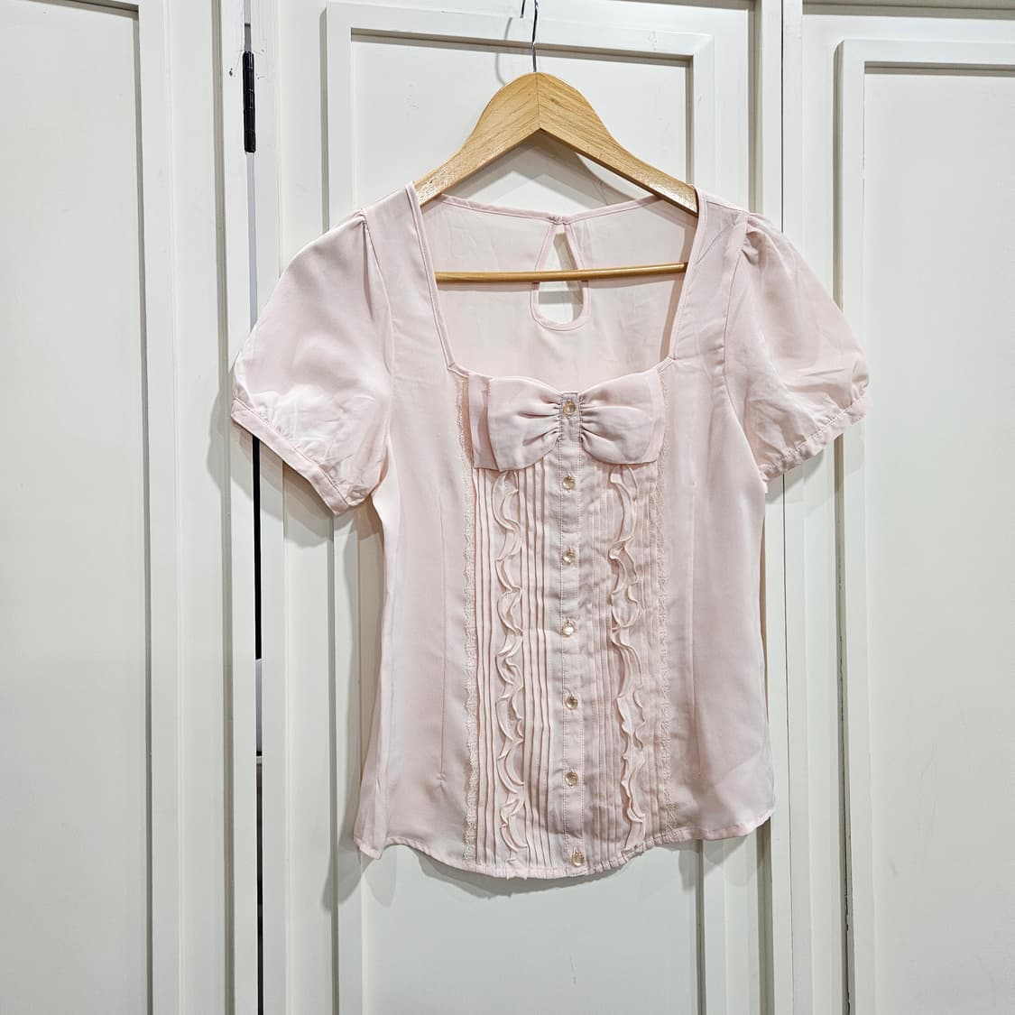 리본 프릴 블라우스 상품이미지2