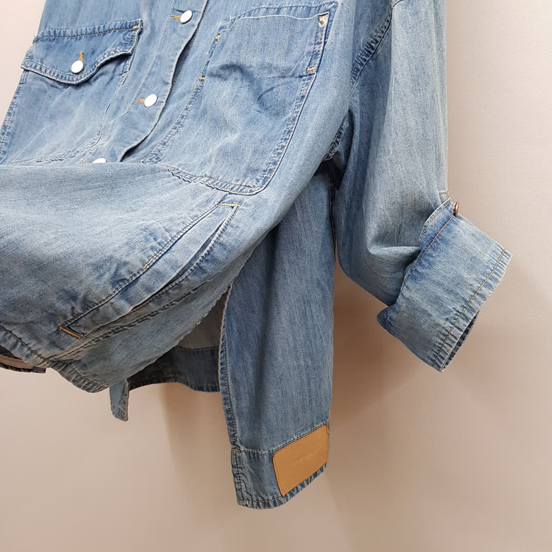 한섬 시스템 2021 오버핏 워시드 데님 셔츠 자켓 82-94-160 상품이미지5