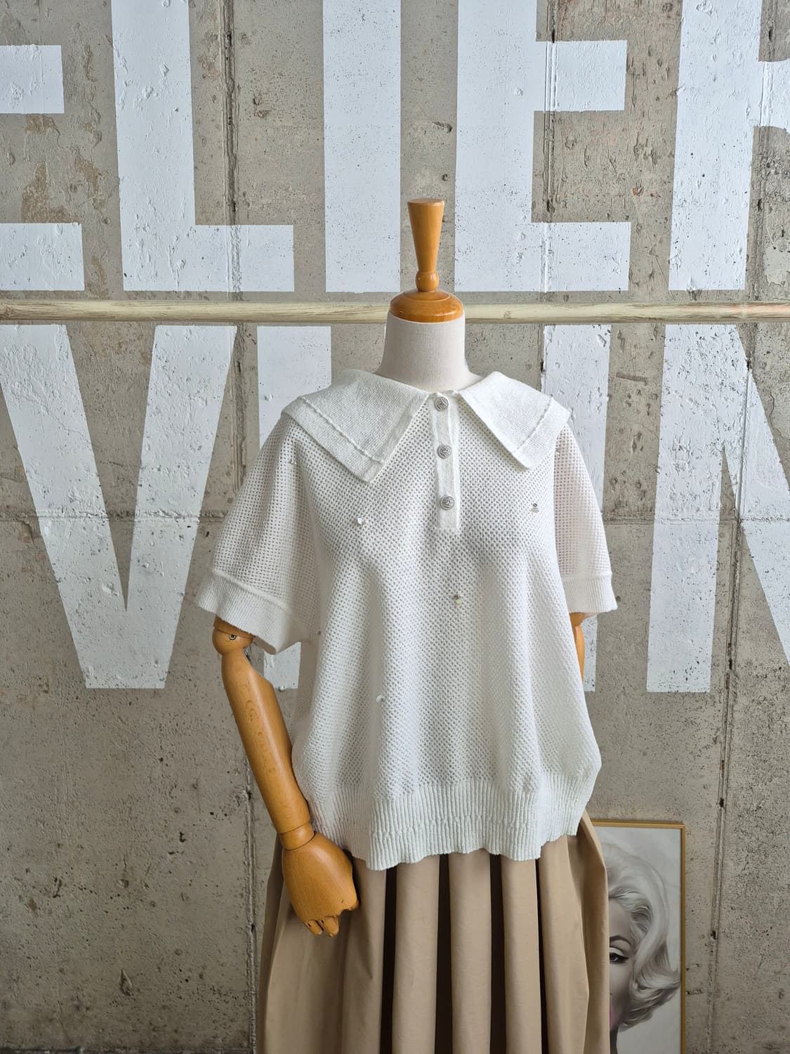 주크 (2024)와이드카라 진주꽃 반팔니트 상품이미지2