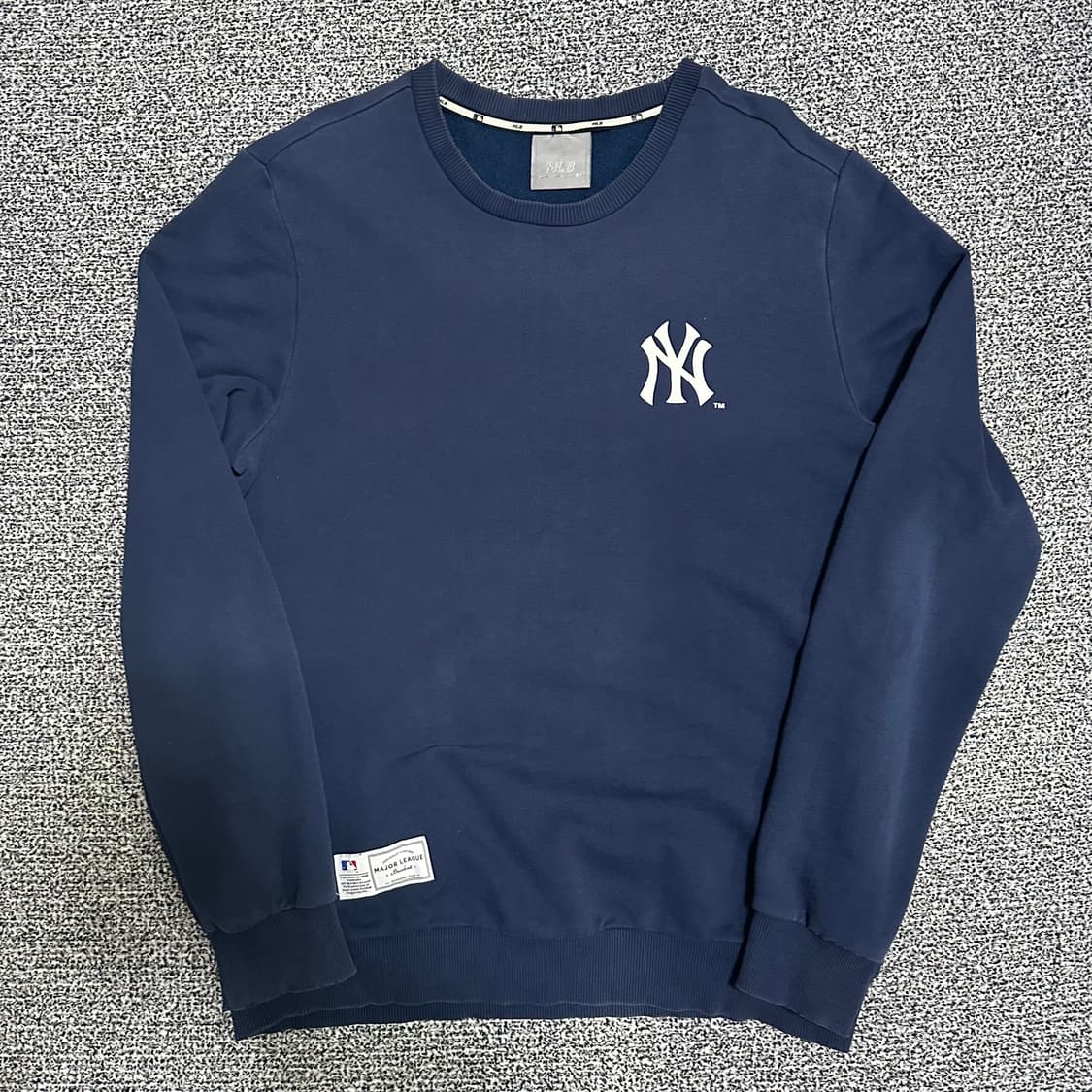 (105) MLB 뉴욕 양키스 네이비 맨투맨 티셔츠 상품이미지1