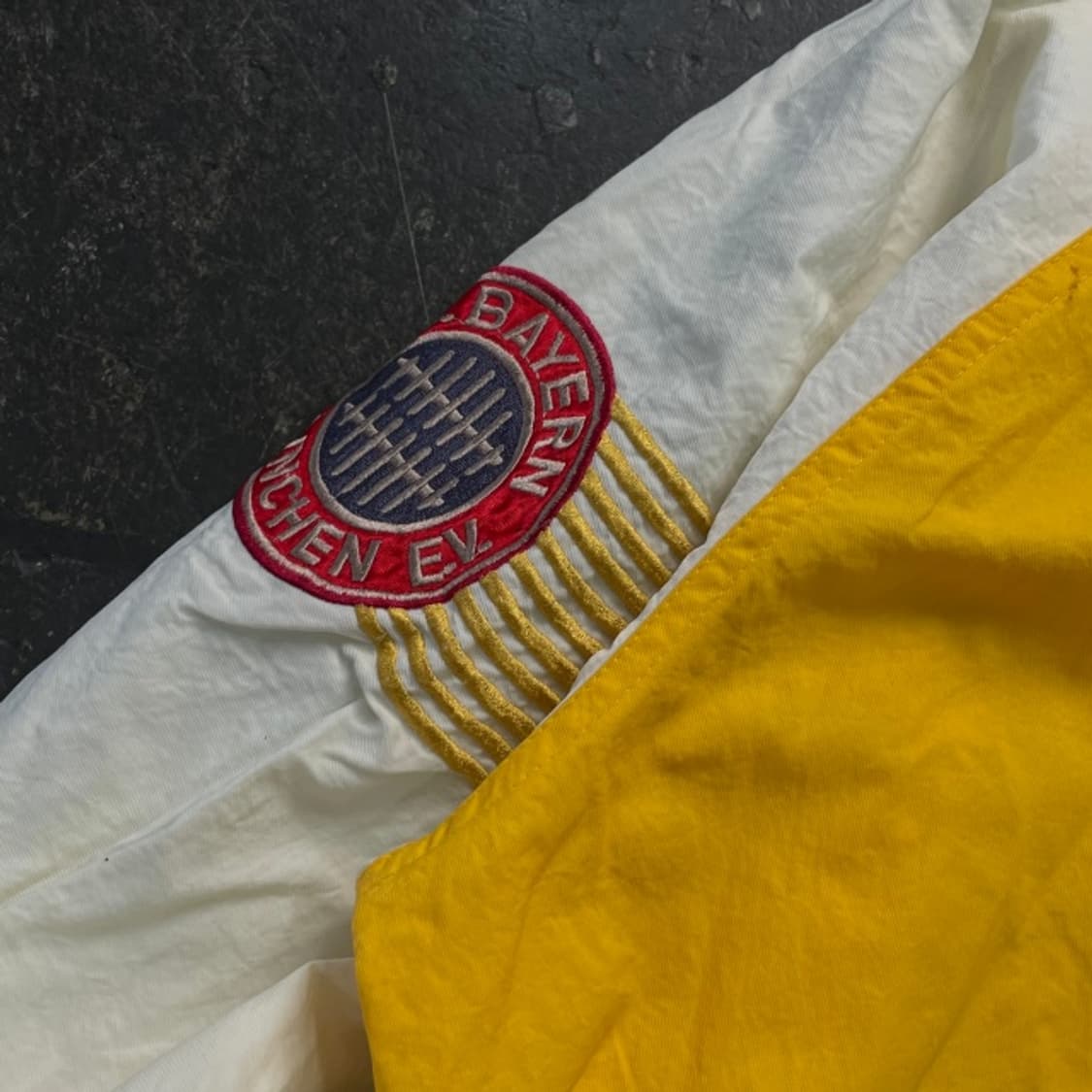 100 빈티지 바이에른 뮌헨 나일론 자켓 상품이미지3