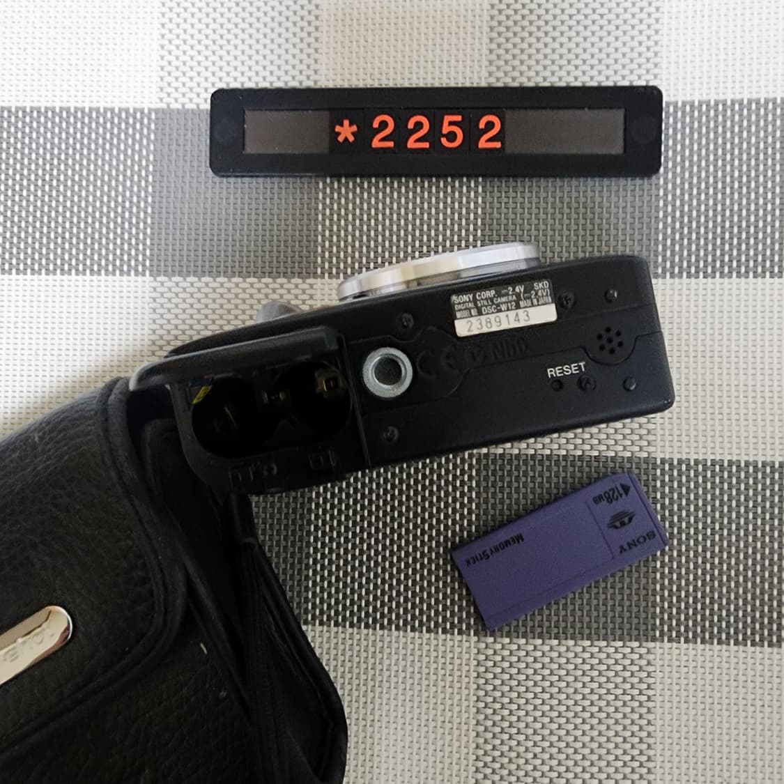 소니 사이버샷 DSC-W 12 실버 디지털카메라 파우치포함 상품이미지5