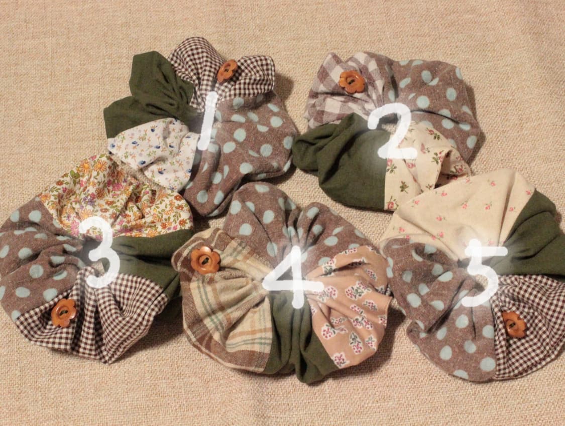 핸드메이드 패치워크 단추 스크런치 상품이미지2