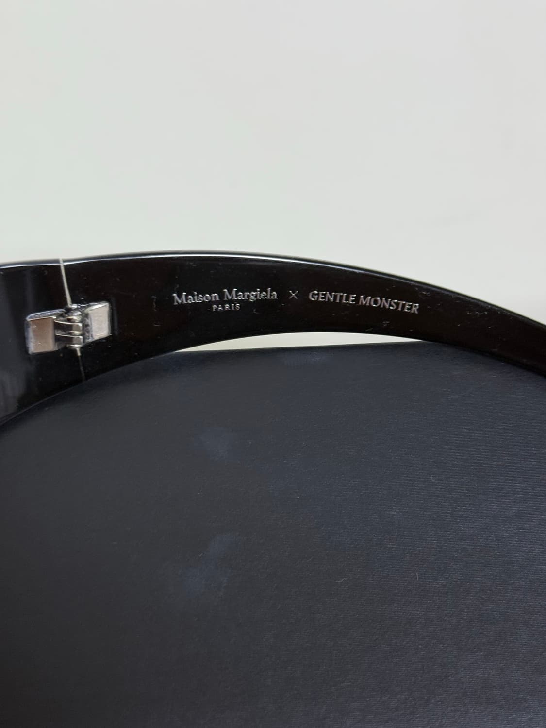 젠틀몬스터 x 마르지엘라 MM203 블랙 상품이미지5