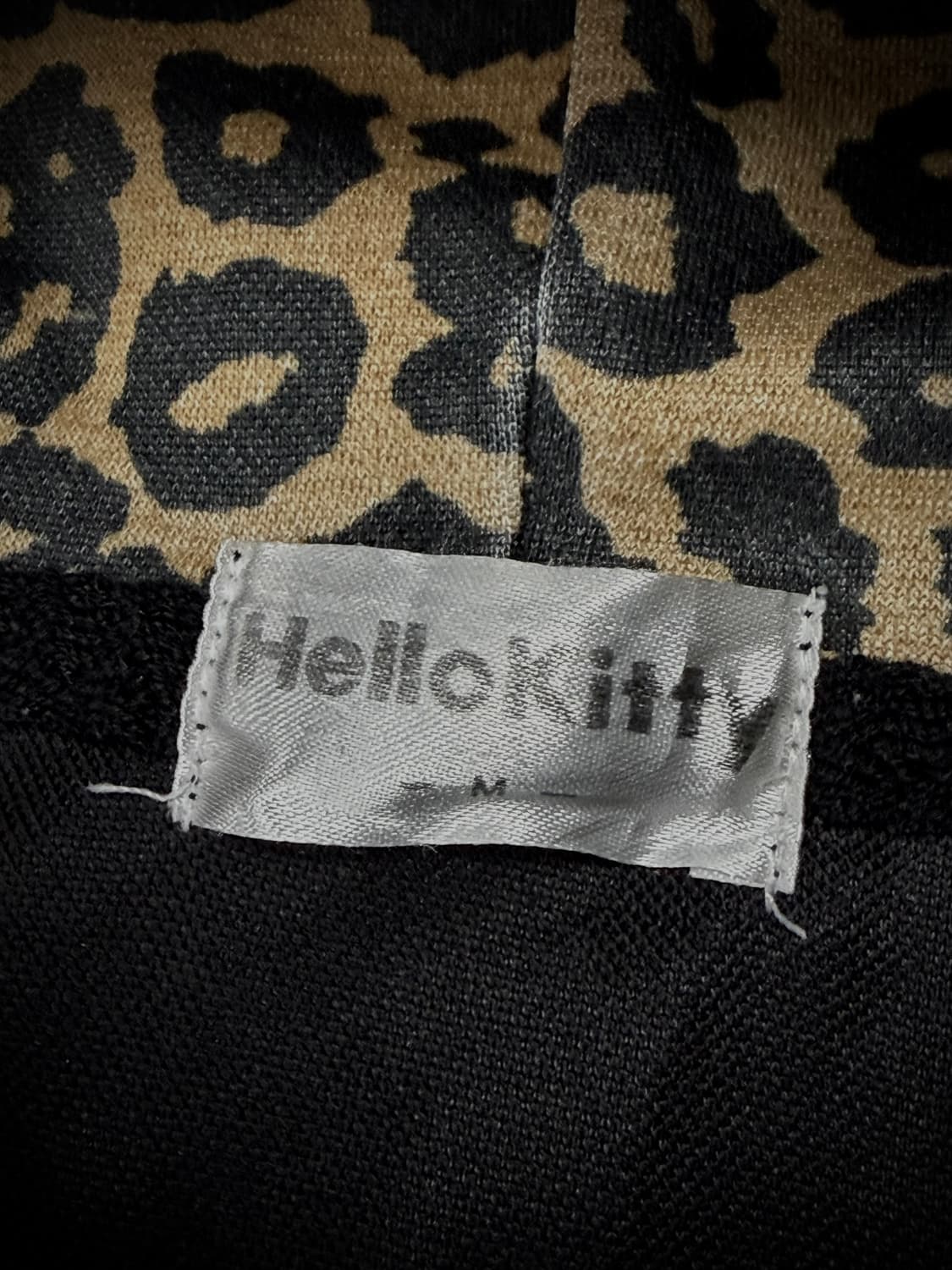HELLO KITTY 골드 프린팅 레오파드 블랙 후드집업 상품이미지9