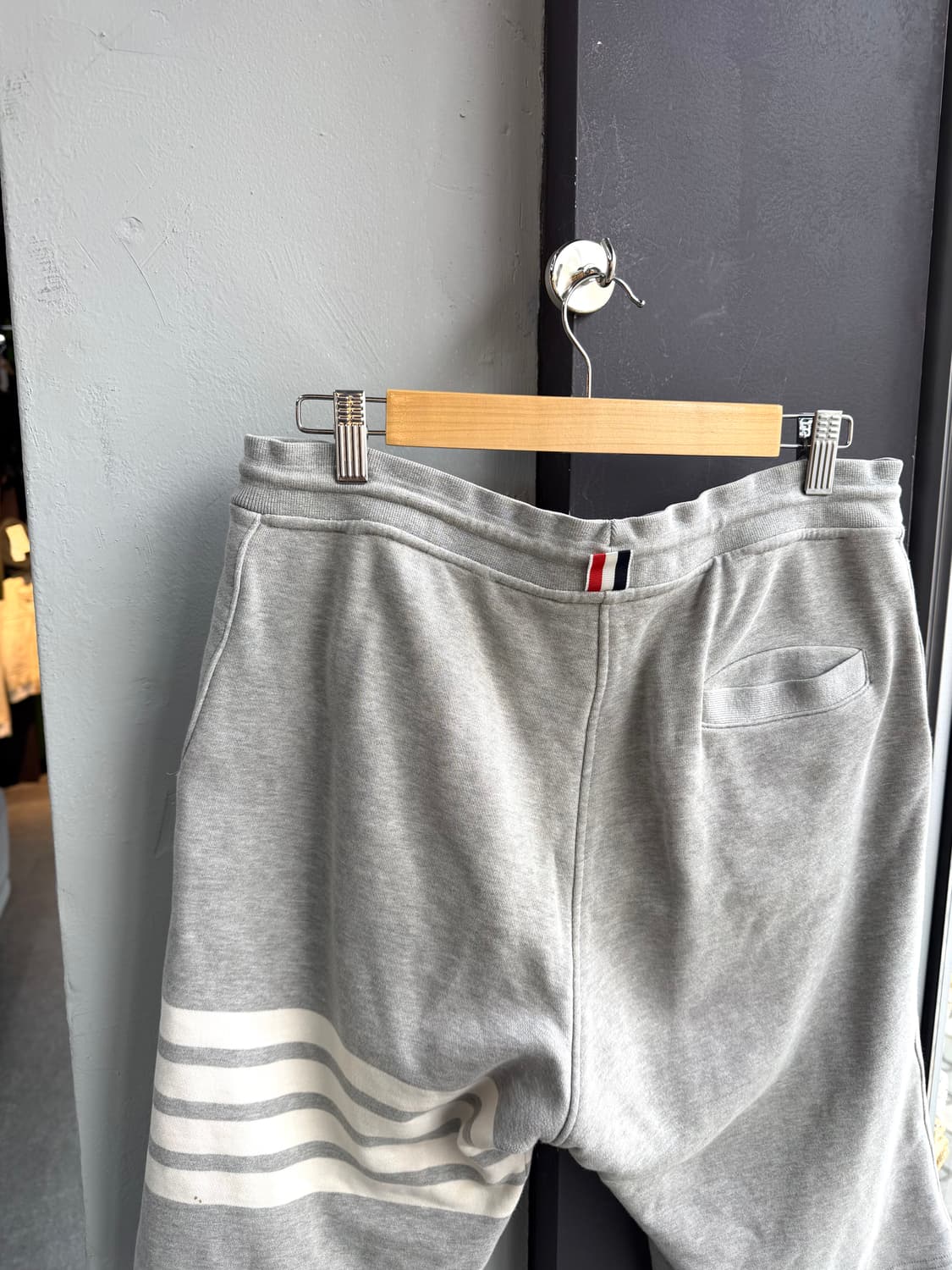 3/ 톰브라운 4-BAR 코튼 스웻 반팬츠 상품이미지9