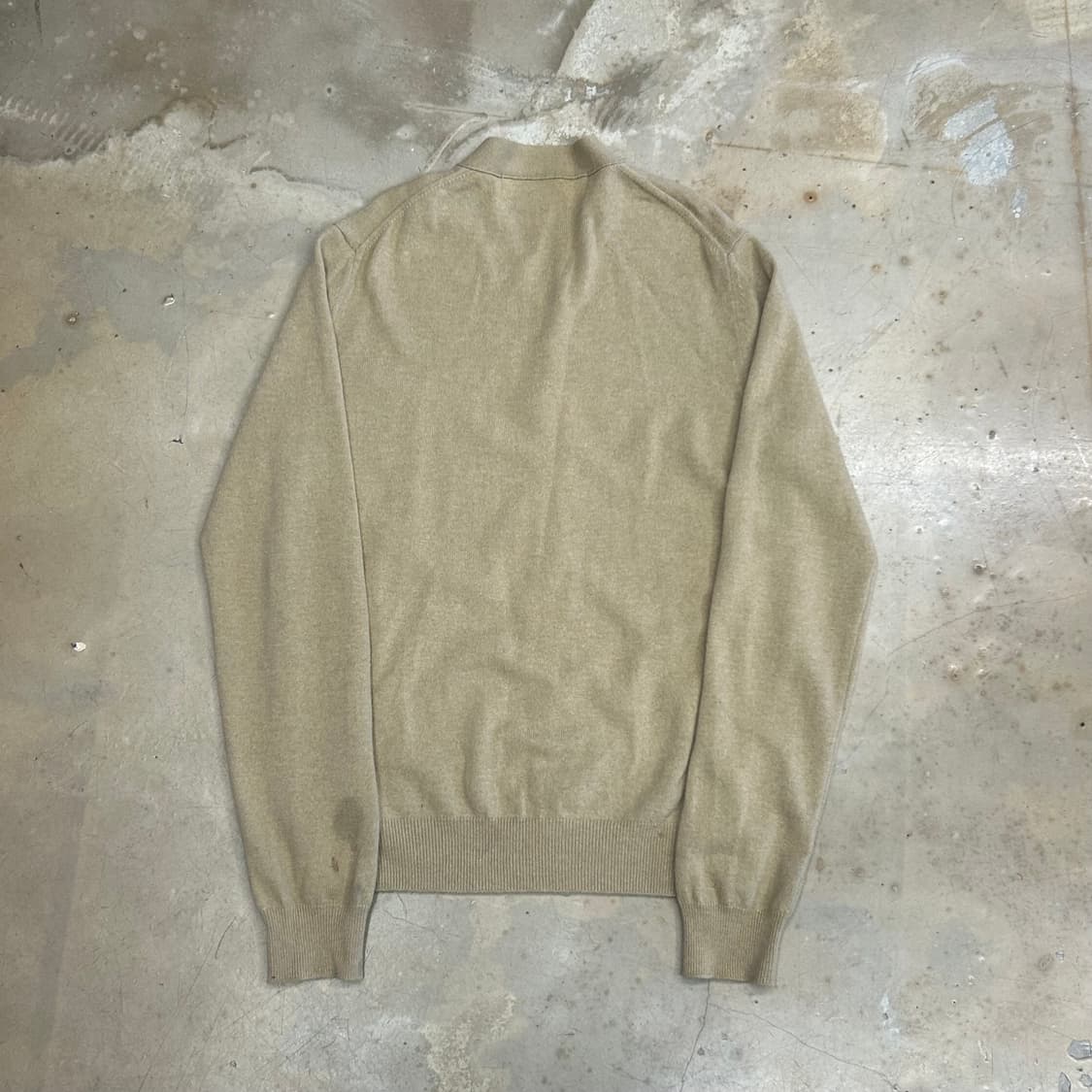 L 꼼데가르송 블랙 하트와펜 베이지 가디건 상품이미지3