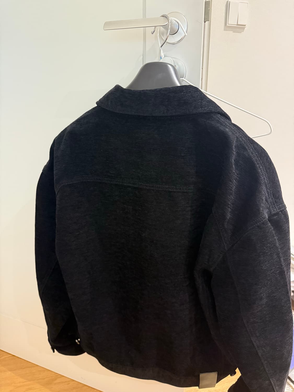 노이어 벨벳 텍스쳐 데님 트러커 자켓 48 상품이미지3