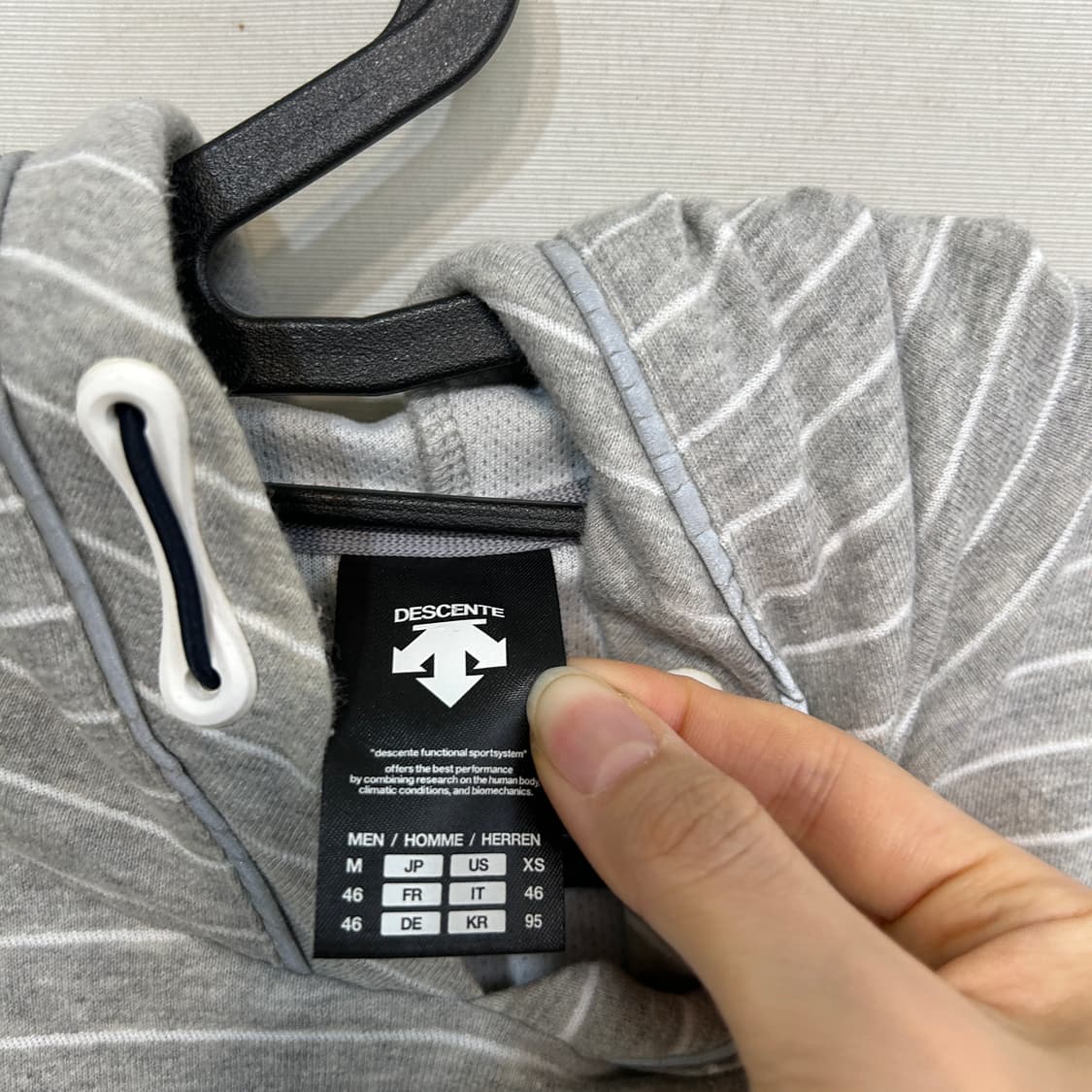 데상트 남성 후드 티셔츠 95  상품이미지2