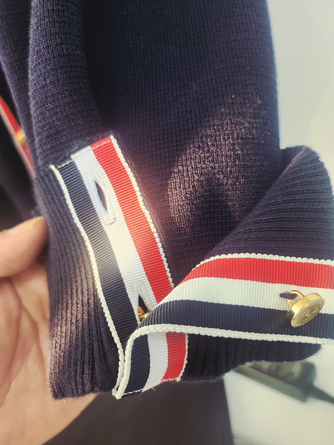 톰브라운 금장 밀라노 스티치 가디건4사이즈 상품이미지4