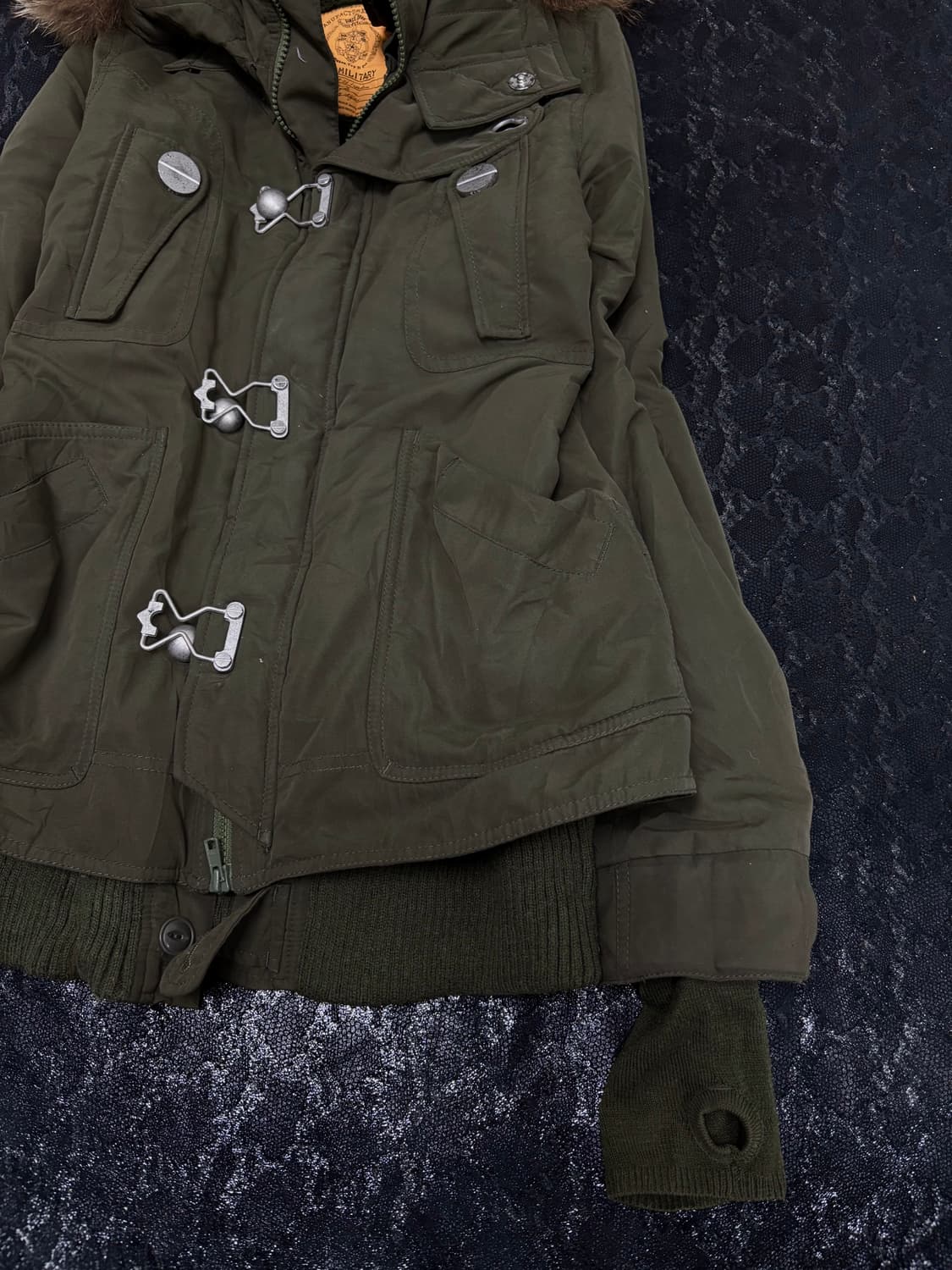 “SLY” 00’s Archive Racoon Fur Khaki Park 상품이미지6