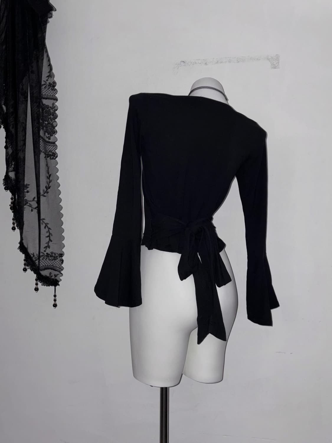 블랙 크롭 리본 탑 시크룩 연말룩 추천 고스 고스펑크 상품이미지4