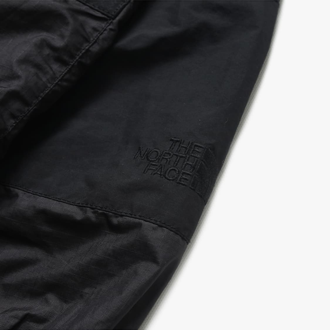  PURPLE LABEL "Black Wind Breaker" 상품이미지7